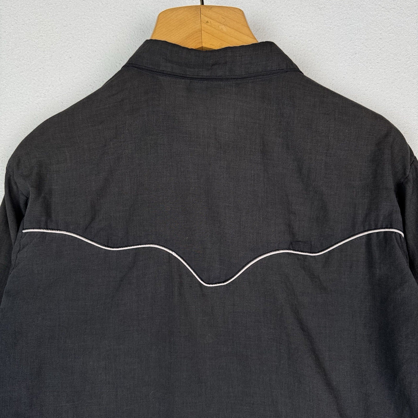 Vintage 70’s  Madman Western Shirt Men’s Large Black White Piping Pearl Snap