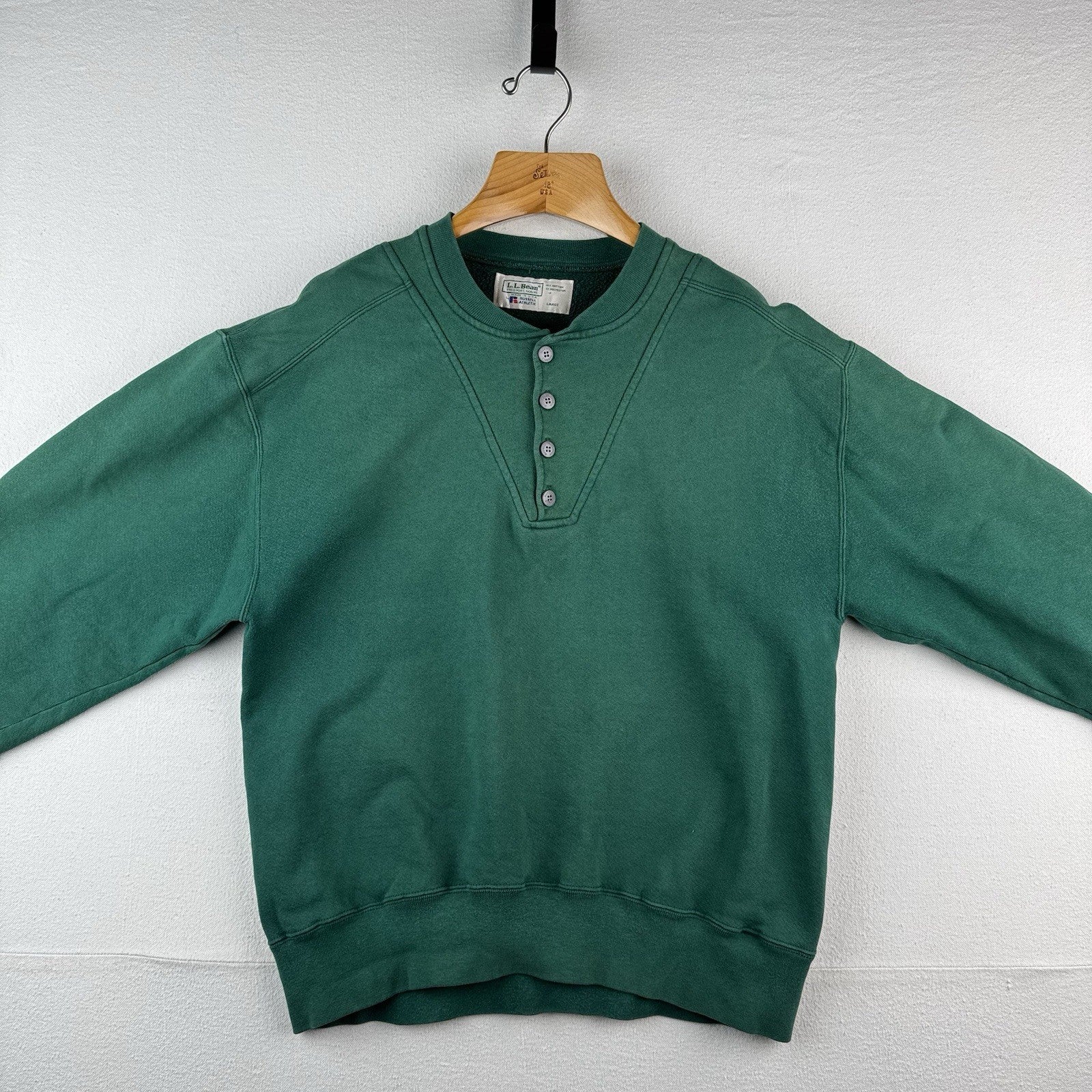 90s Vintage LL Bean X Russell Athletic Men's Large Green Henley Sweatshirt USA