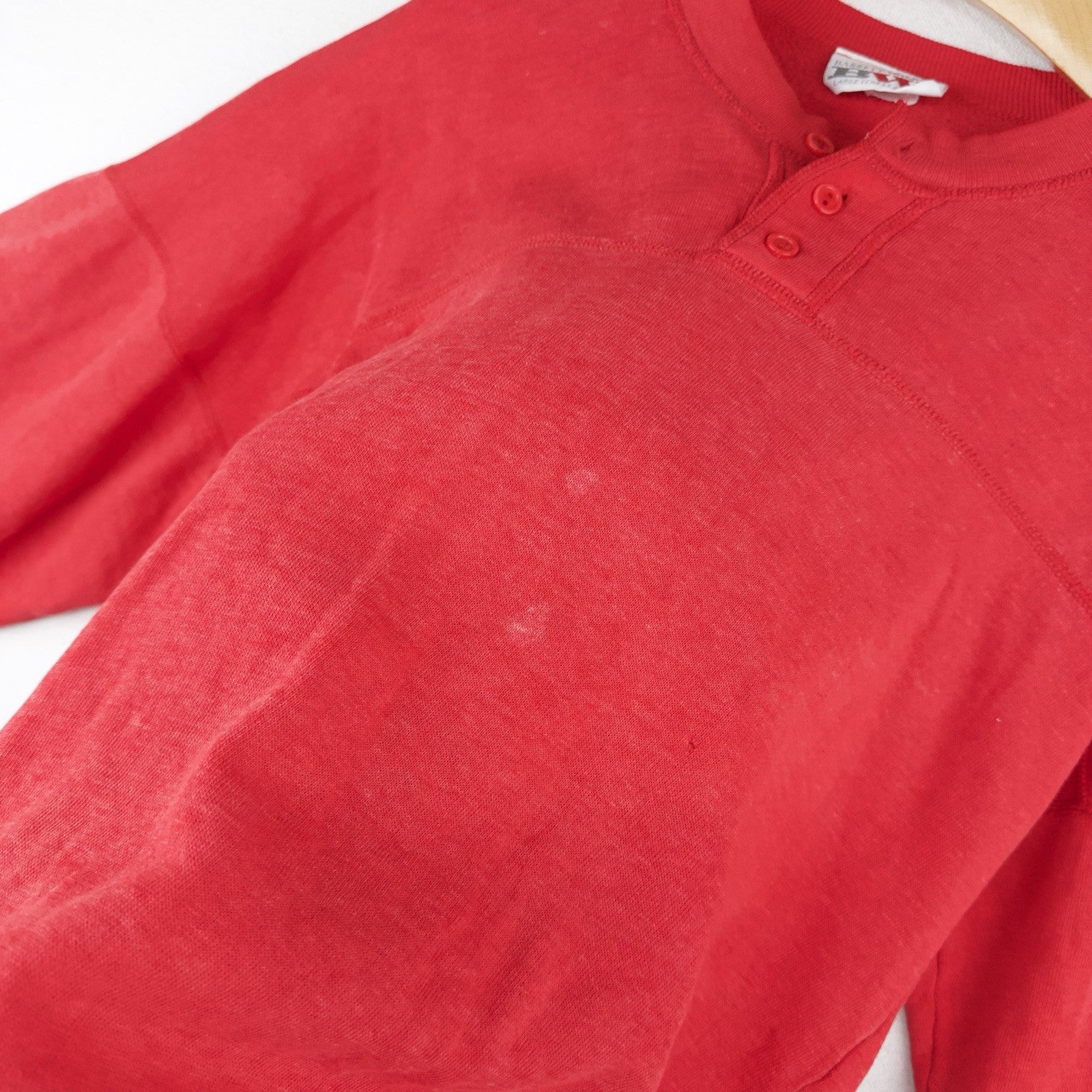 80’s Vtg Bassett Walker Henley Sweatshirt Men’s L 42-44 Faded Red *Distressed