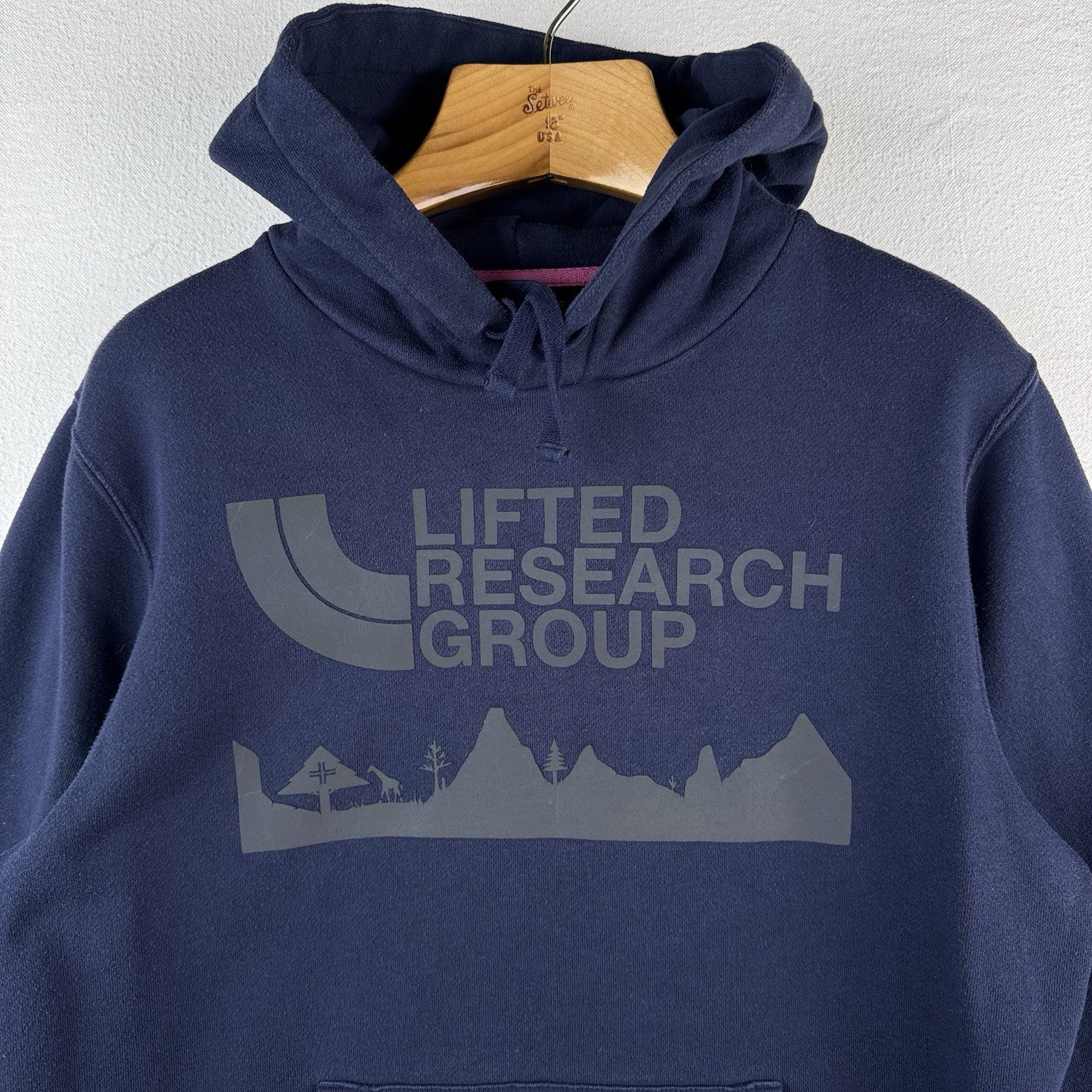 LRG Lifted Research Group Blue Mens Medium Mountain Graphic Reflective Logo