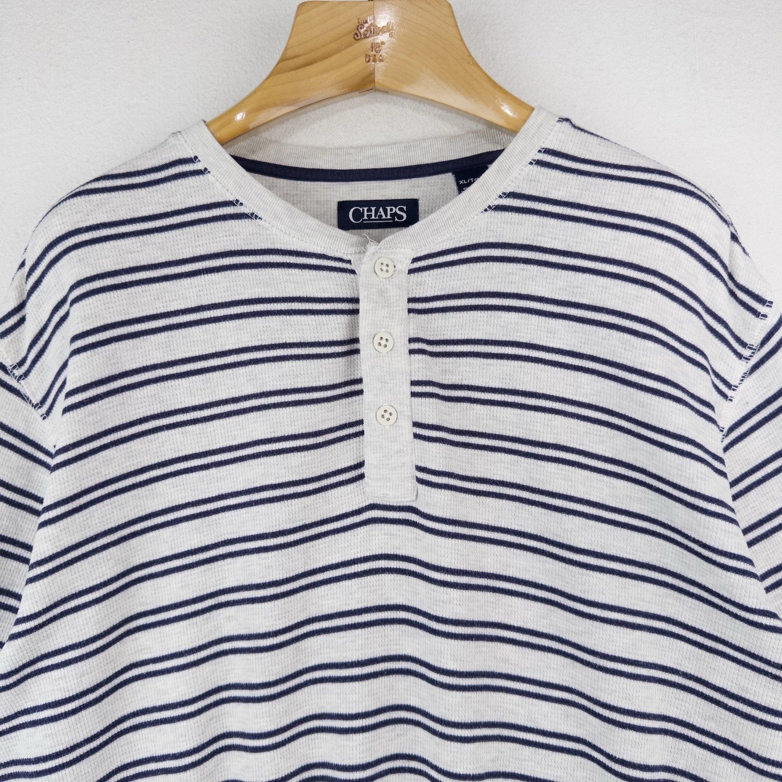Chaps Ralph Lauren Men’s XL Gray Blue Stripe Henley Shirt Long Sleeve *Pinhole