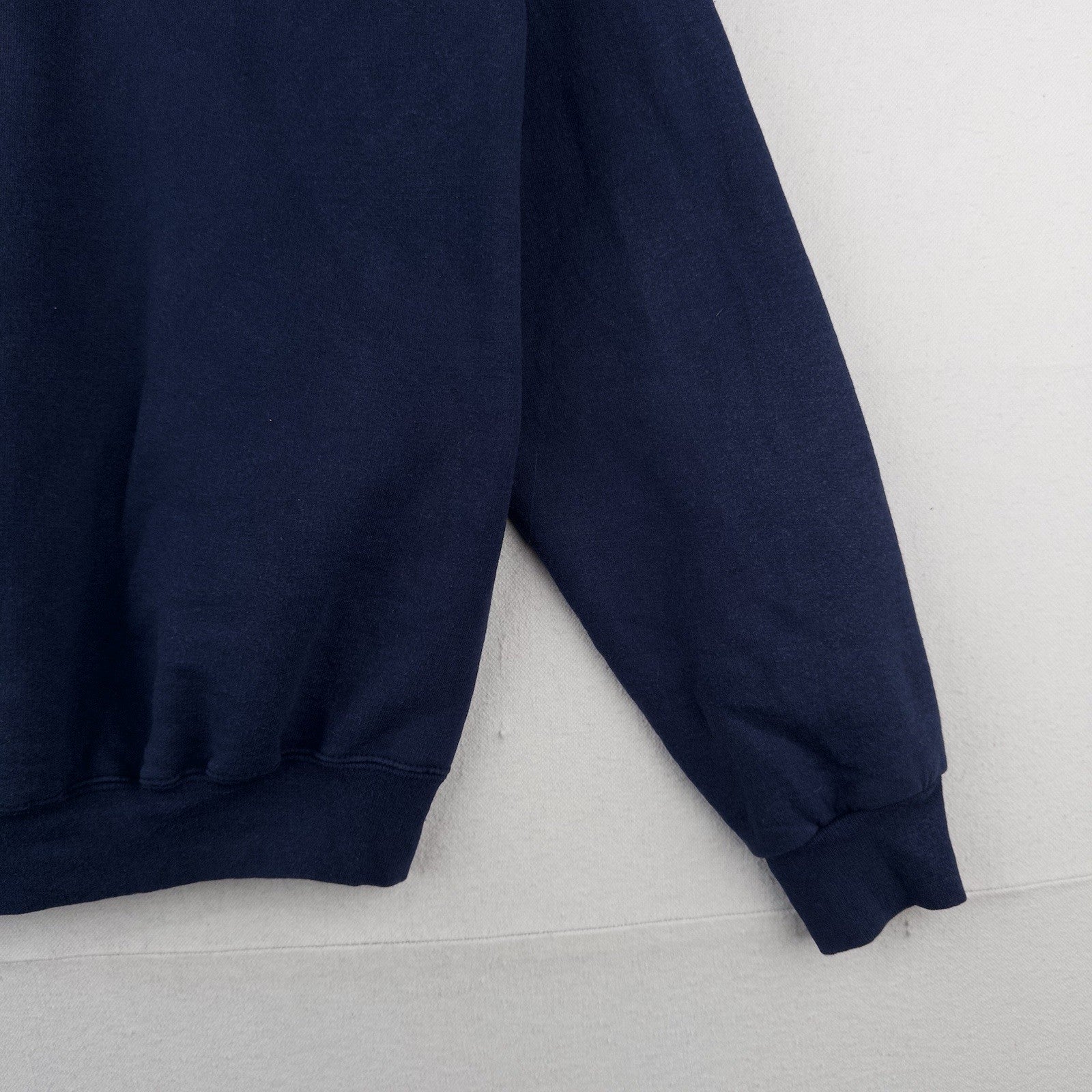 90’s Vtg Phi Sigma Pi Fraternity Sweatshirt Crewneck Men’s Small Navy Blue