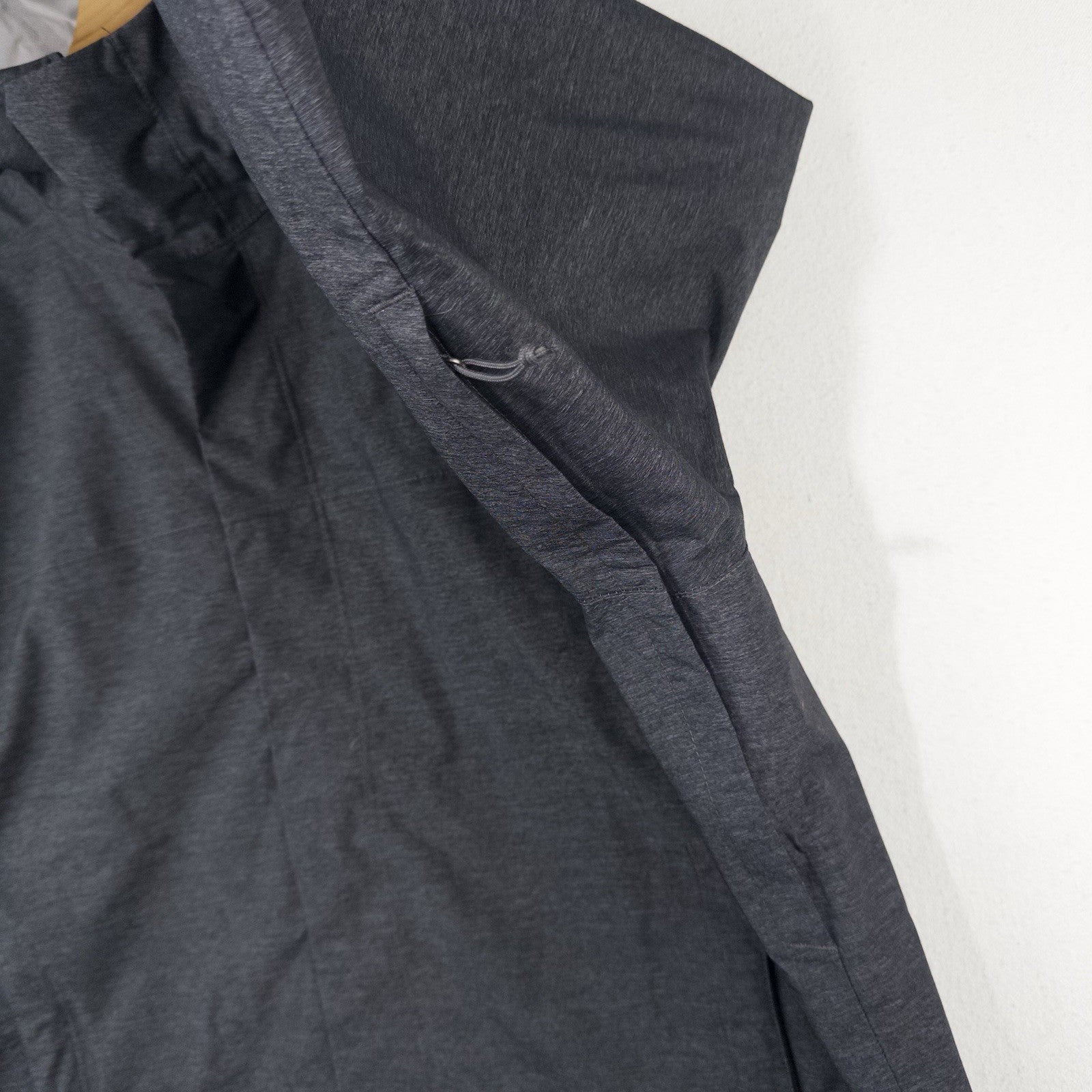 North Face Venture 2 Rain Coat Jacket Men's L Large Dryvent Hood Waterproof Gray