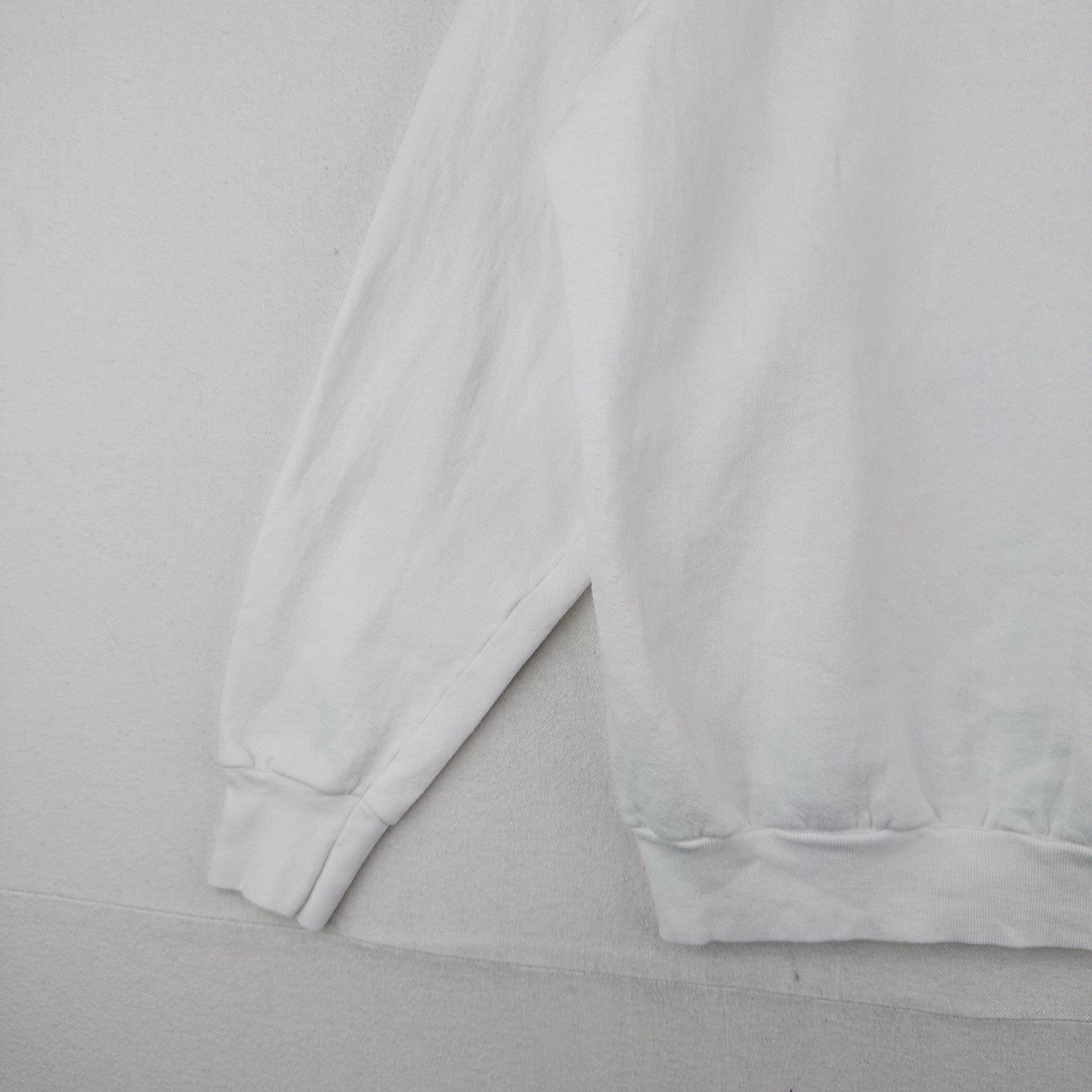 80’s Vtg I Love NY Raglan Crewneck Sweatshirt Men’s Large White *Distressed