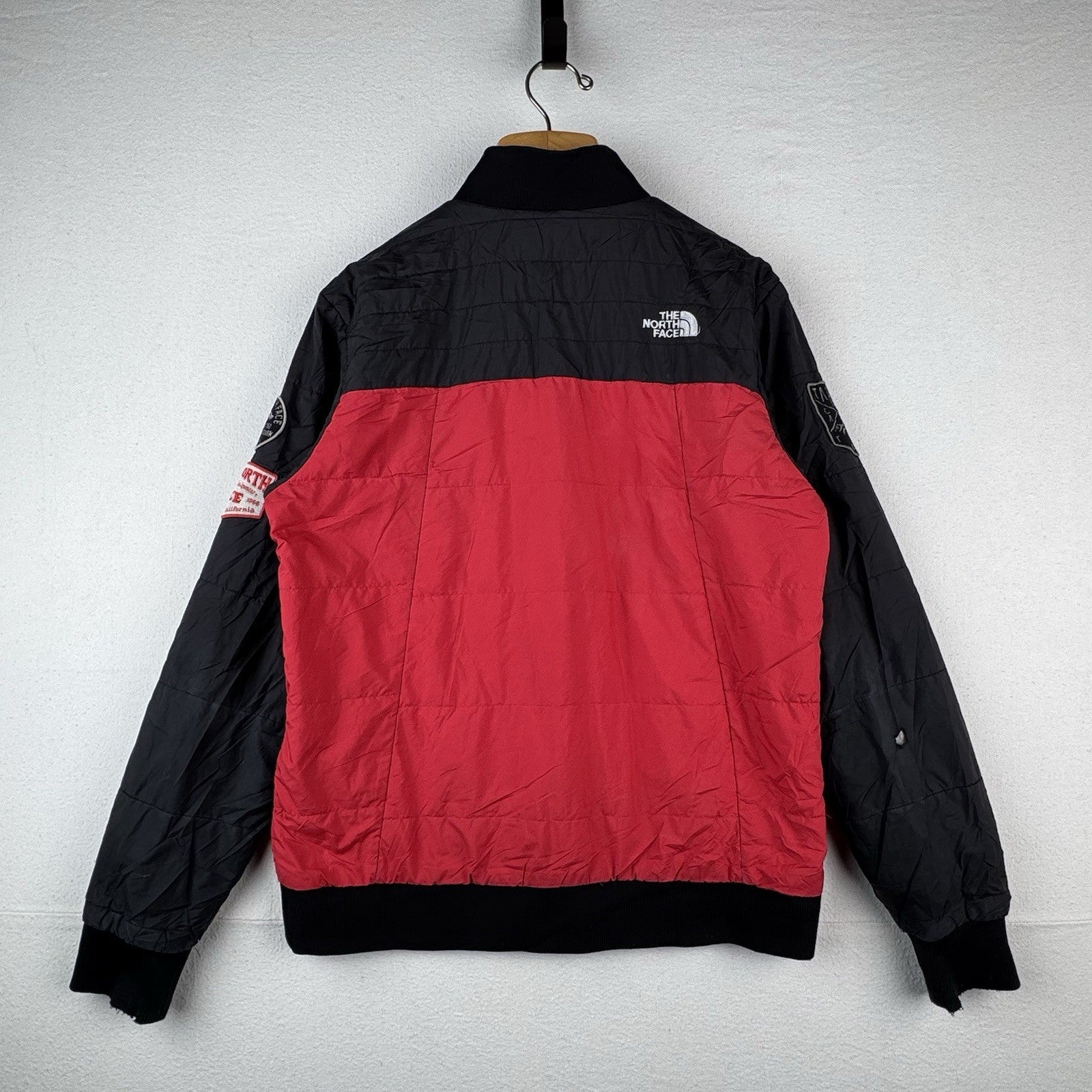 The North Face Tahoe Bomber Jacket Men's Medium Red Black Insulated *Read