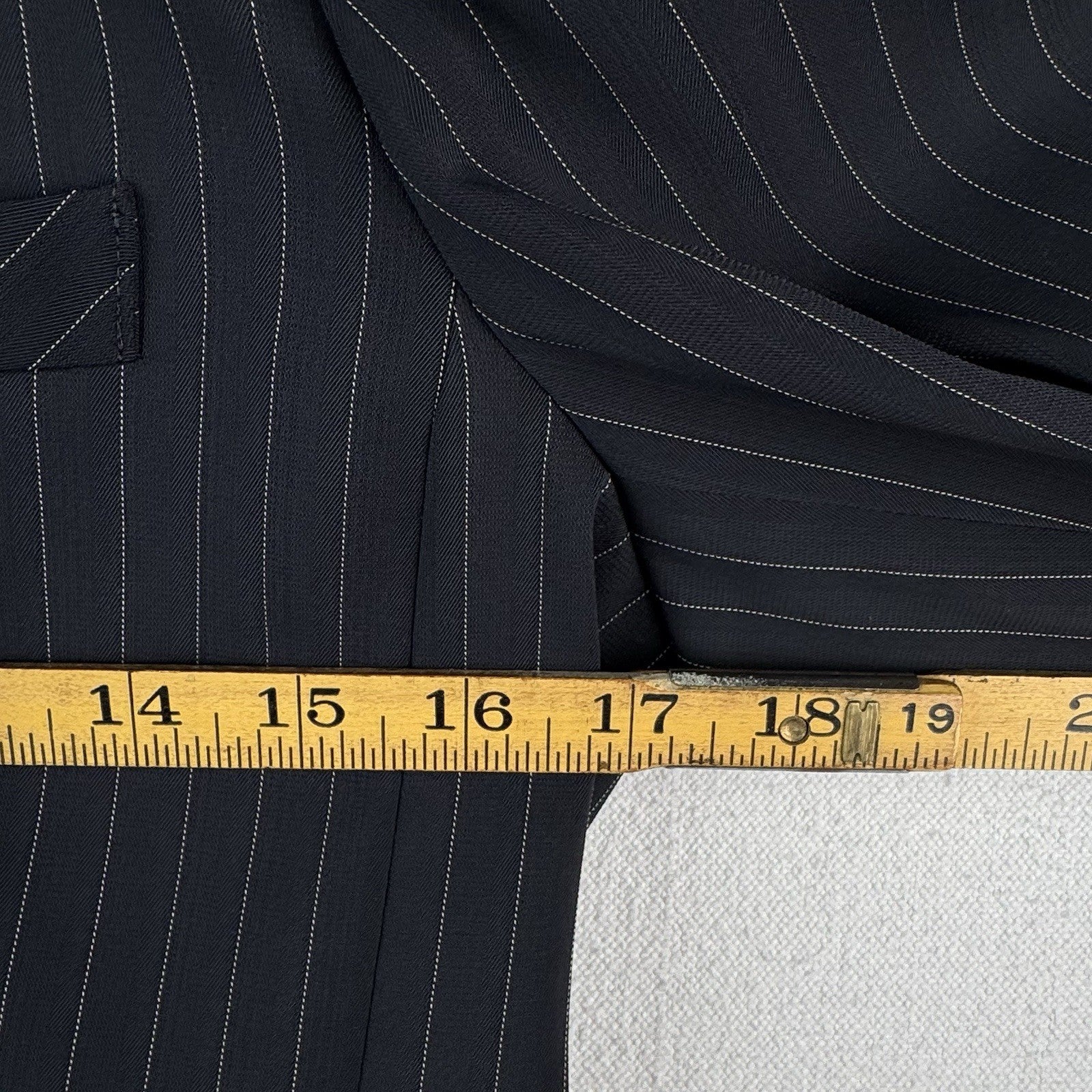 Anne Klein Women's 6 Pant Suit Two Piece Set Black Off-white Pinstripe Leg=10”