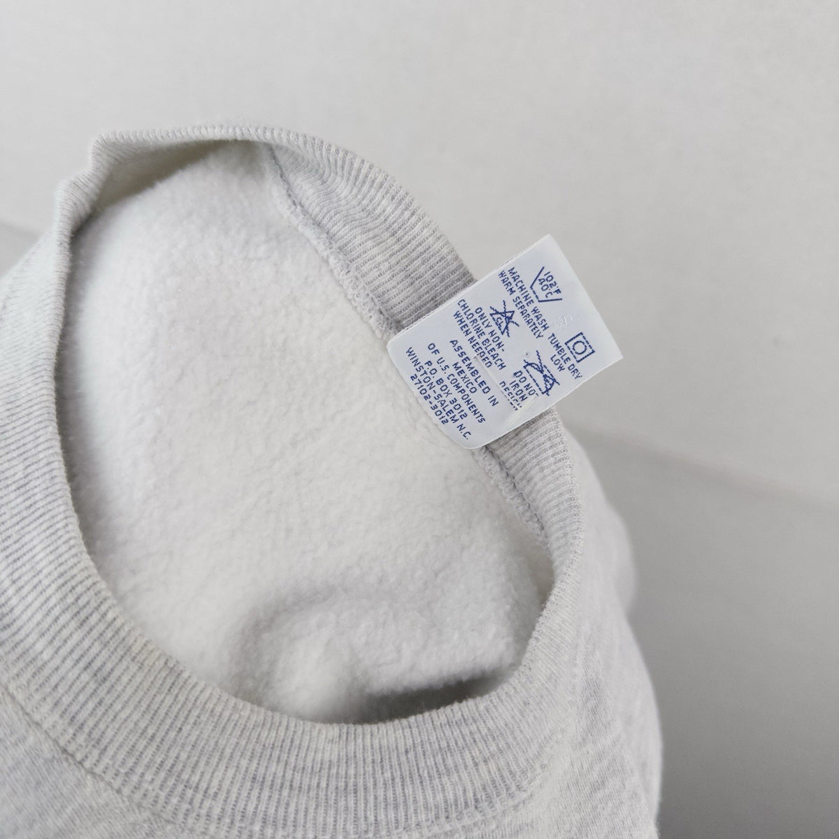 90’s Vtg Hollins Champion Reverse Weave Sweatshirt XL Crewneck Grey
