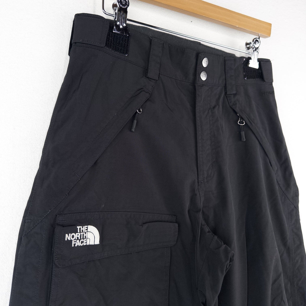 The North Face HyVent Ski Snow Pants Men’s Small Cargo Baggy Insulated Black