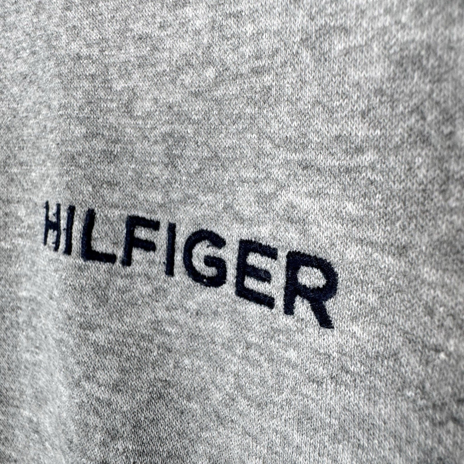 Tommy Hilfiger Embroidered Heather Gray Large Crewneck Sweatshirt Long Sleeve