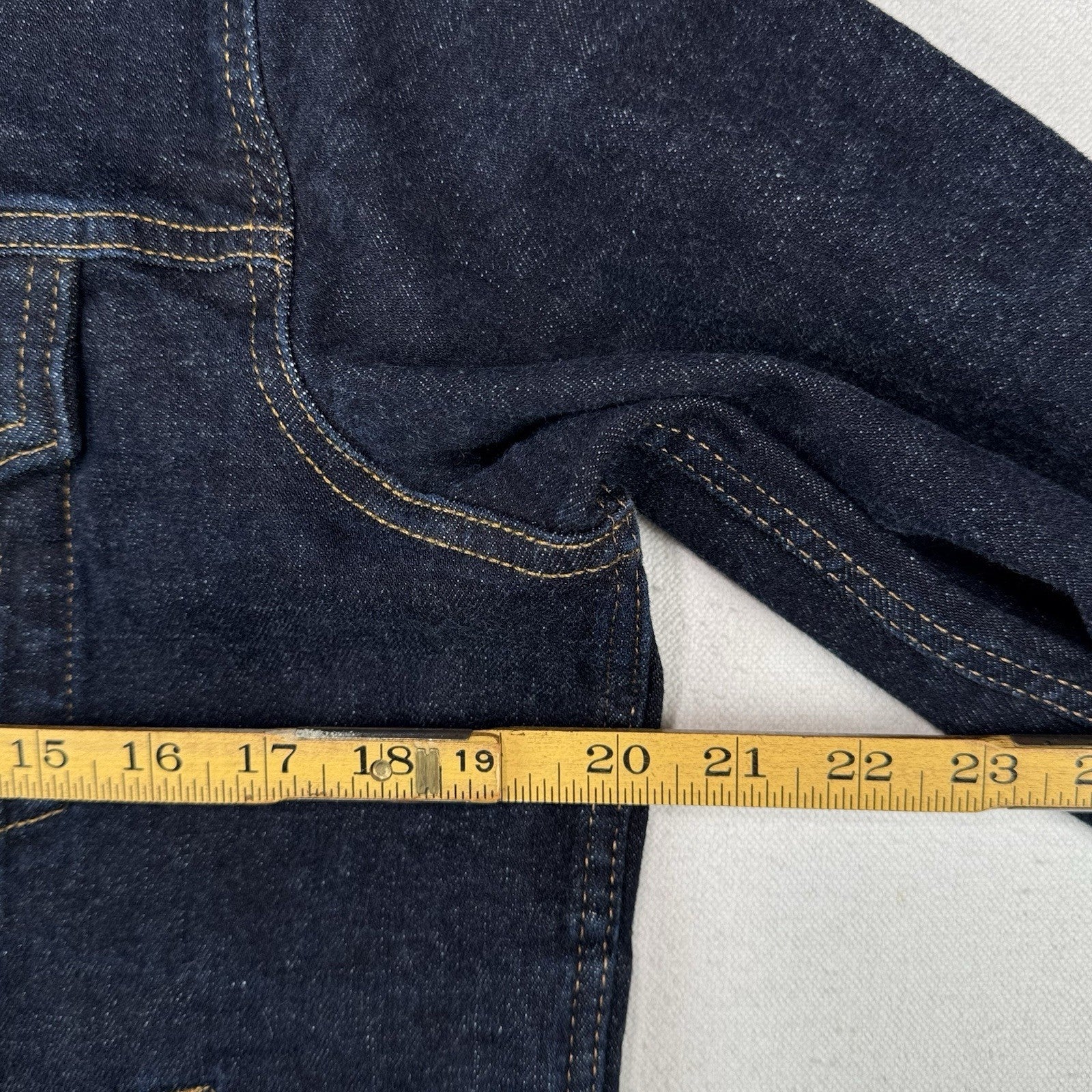 GAP Denim Men’s Large Dark Indigo Wash Blue Jean Jacket