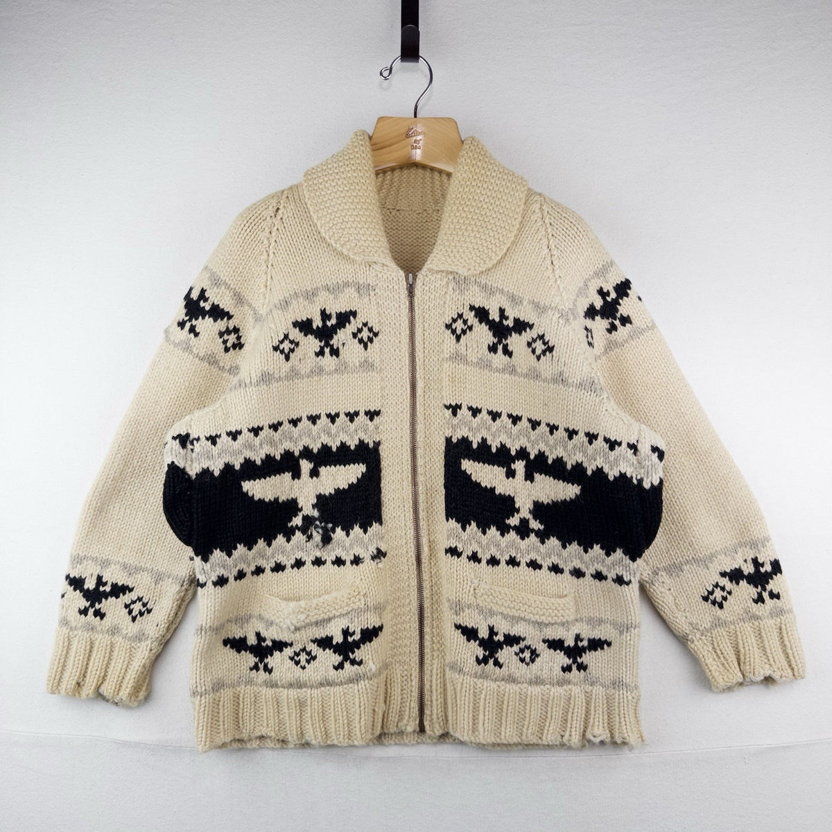 60’s Vtg Cowichan Hand Knit Thunderbird Wool Cardigan Sweater Men’s Large *Read