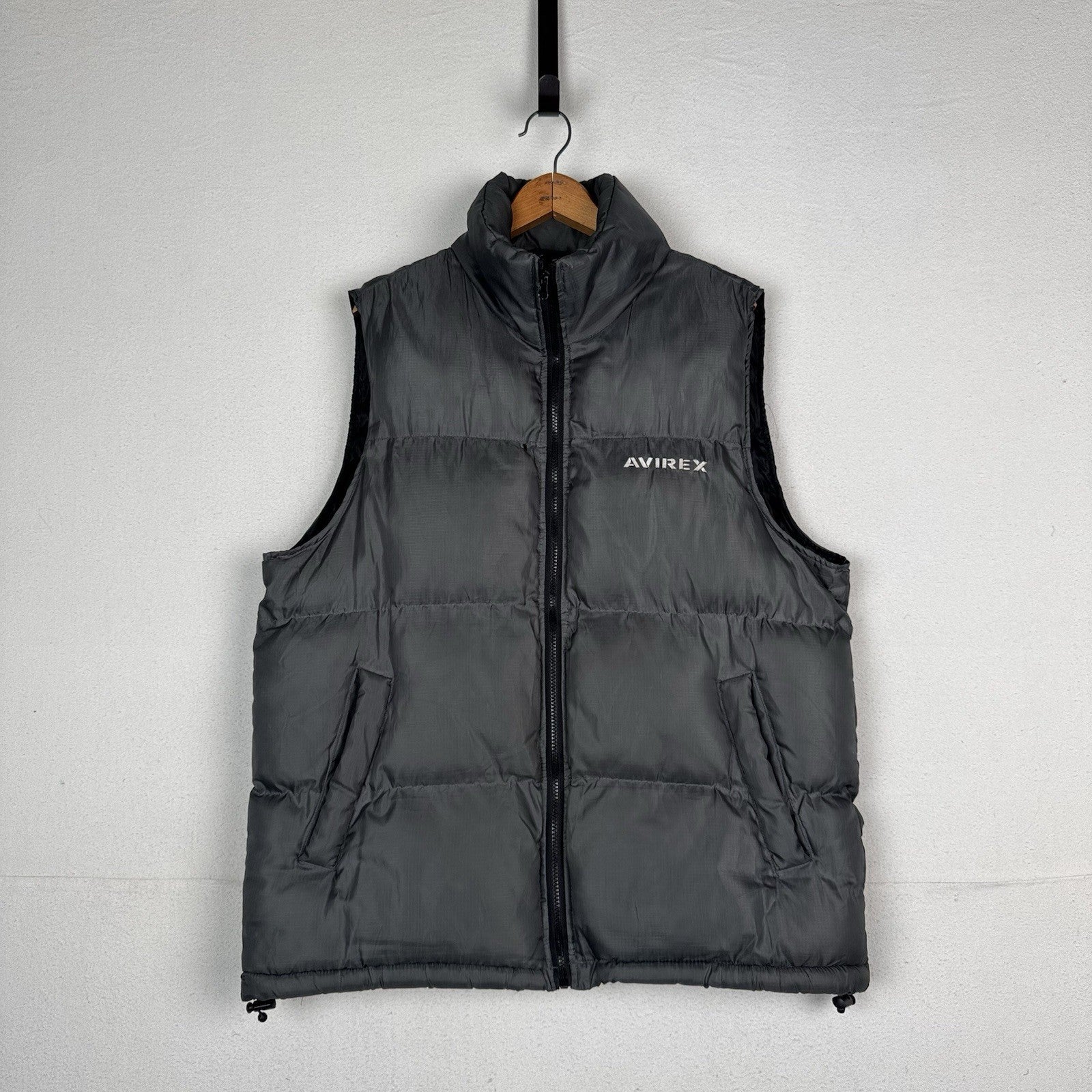 Avirex Puffer Vest Mens Medium M Gray Full Zip Stowaway Hood *Small Hole