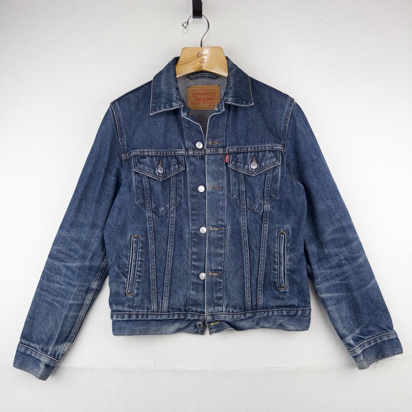 Levi's Denim Trucker Jacket Adult Medium Dark Wash Blue Jean Classic Type 3