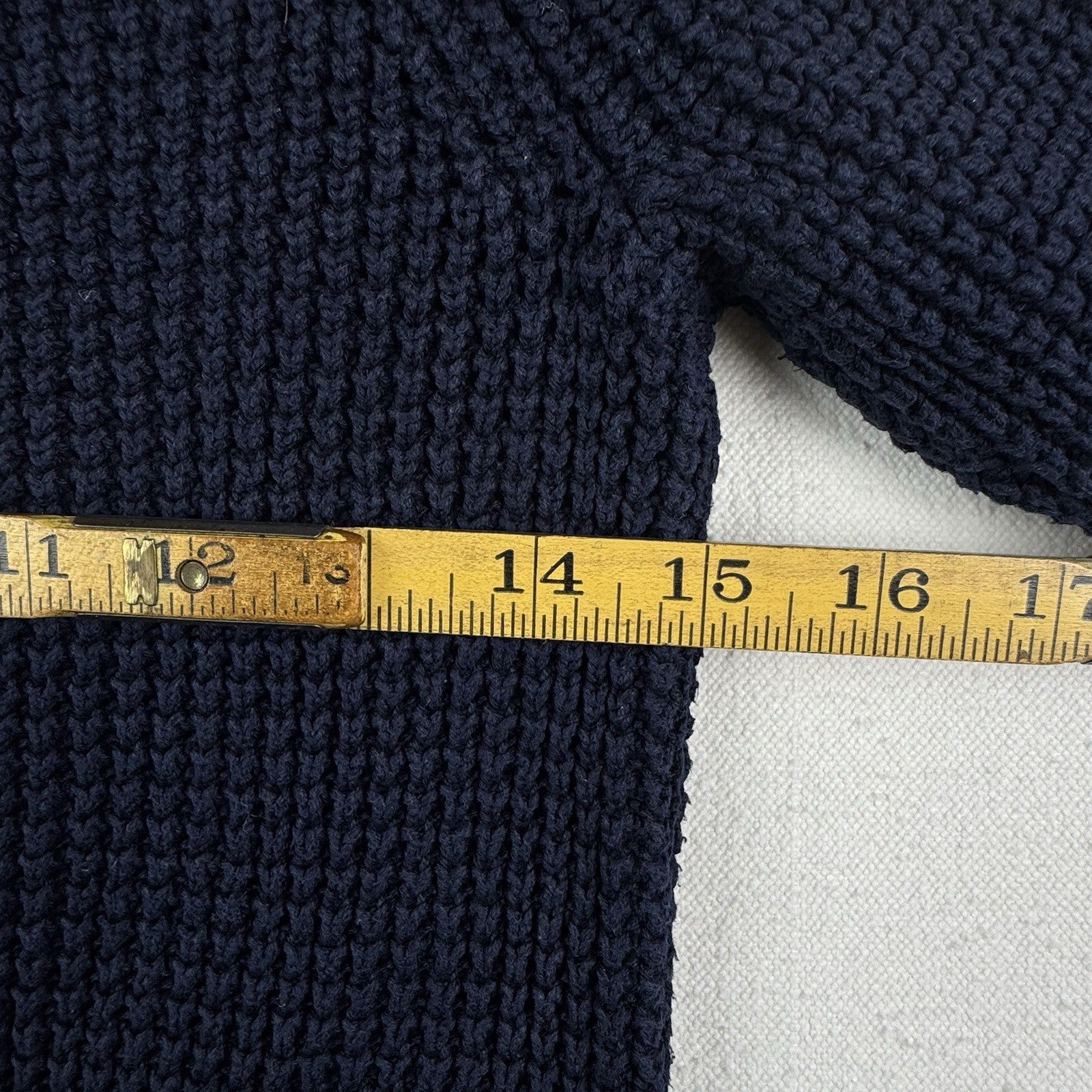 Old Navy Boys Cozy Waffle-Textured Crew-Neck Knit Sweater Youth Medium (8)