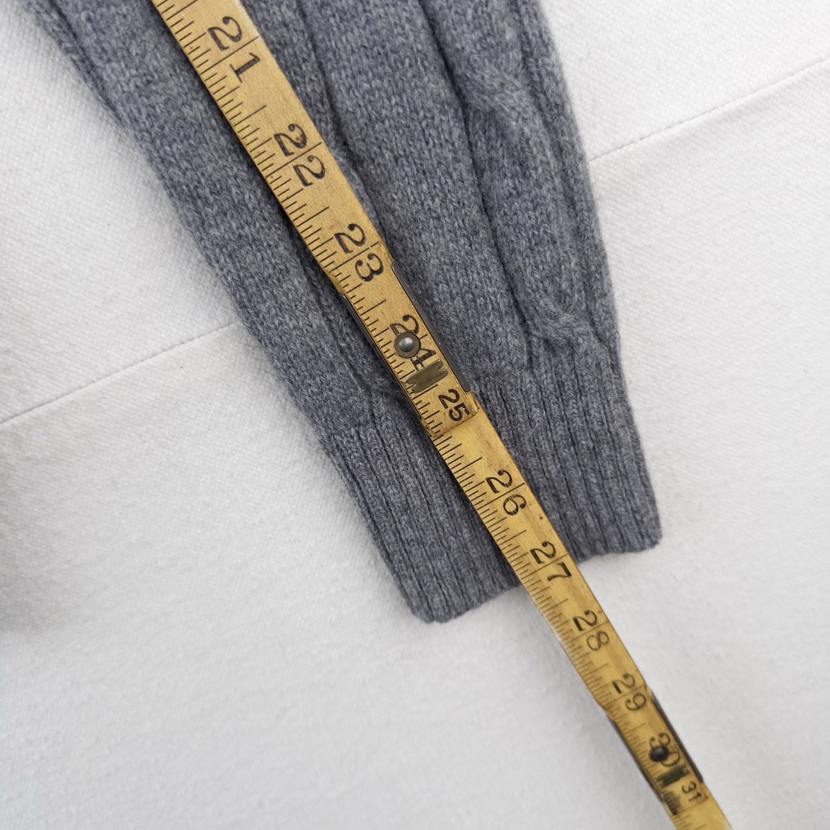 Brooks Brothers Gray 100% Italian Lambswool Cable Knit Sweater Men’s XL