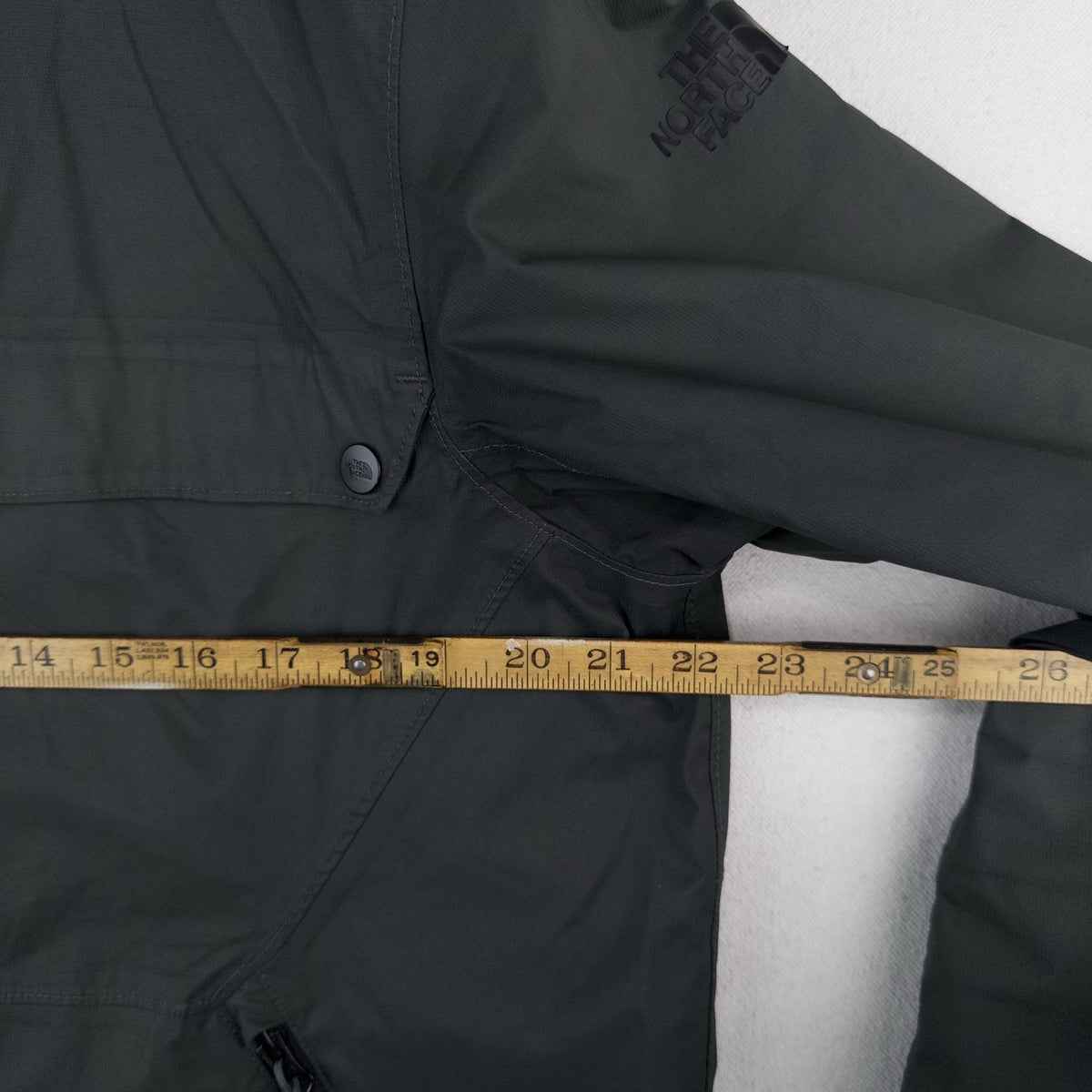 The North Face Jenison Jacket Mens M Olive Gray DryVent Insulated Full Zip