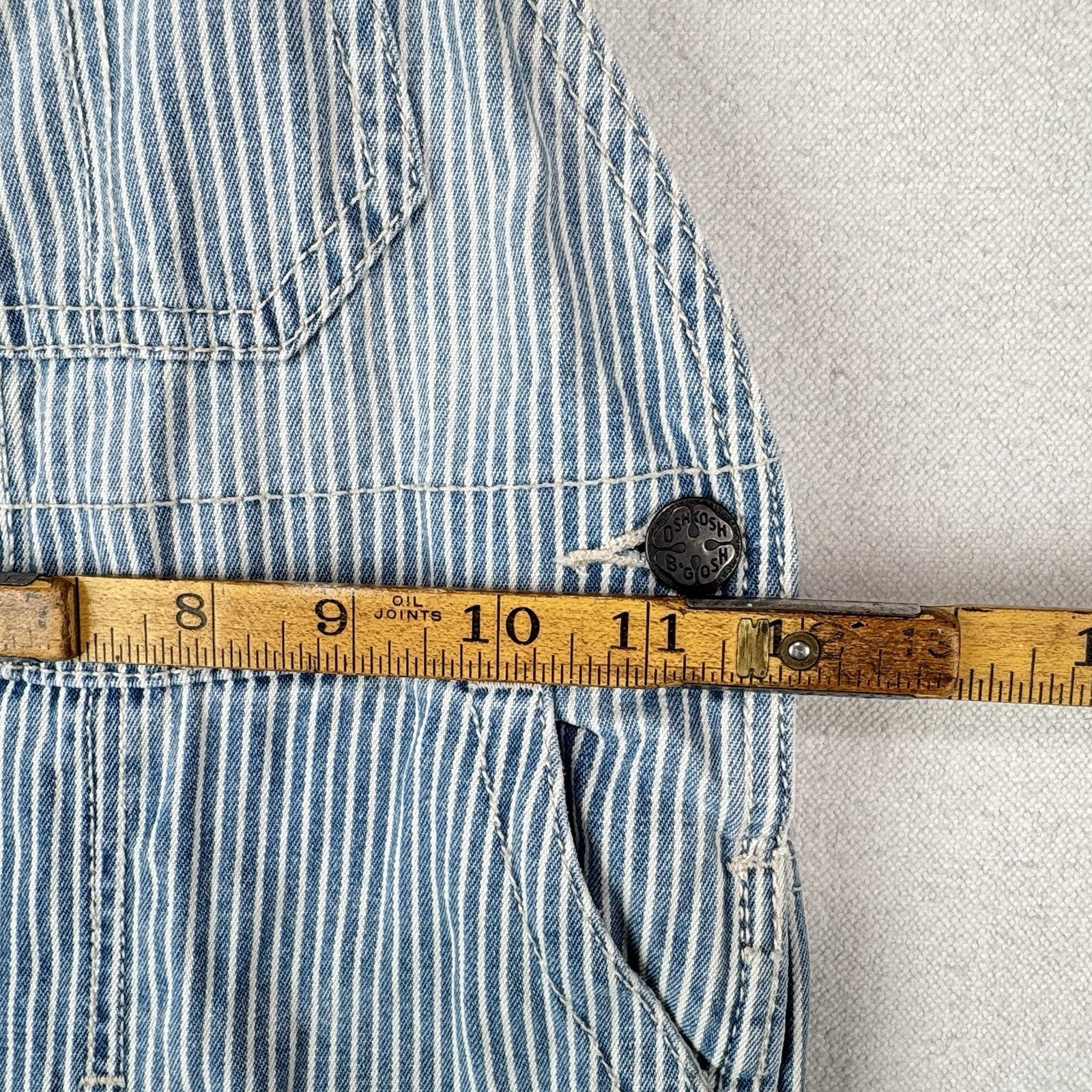 OshKosh B’gosh Blue Hickory Stripe Overalls Size 4T Vestbak