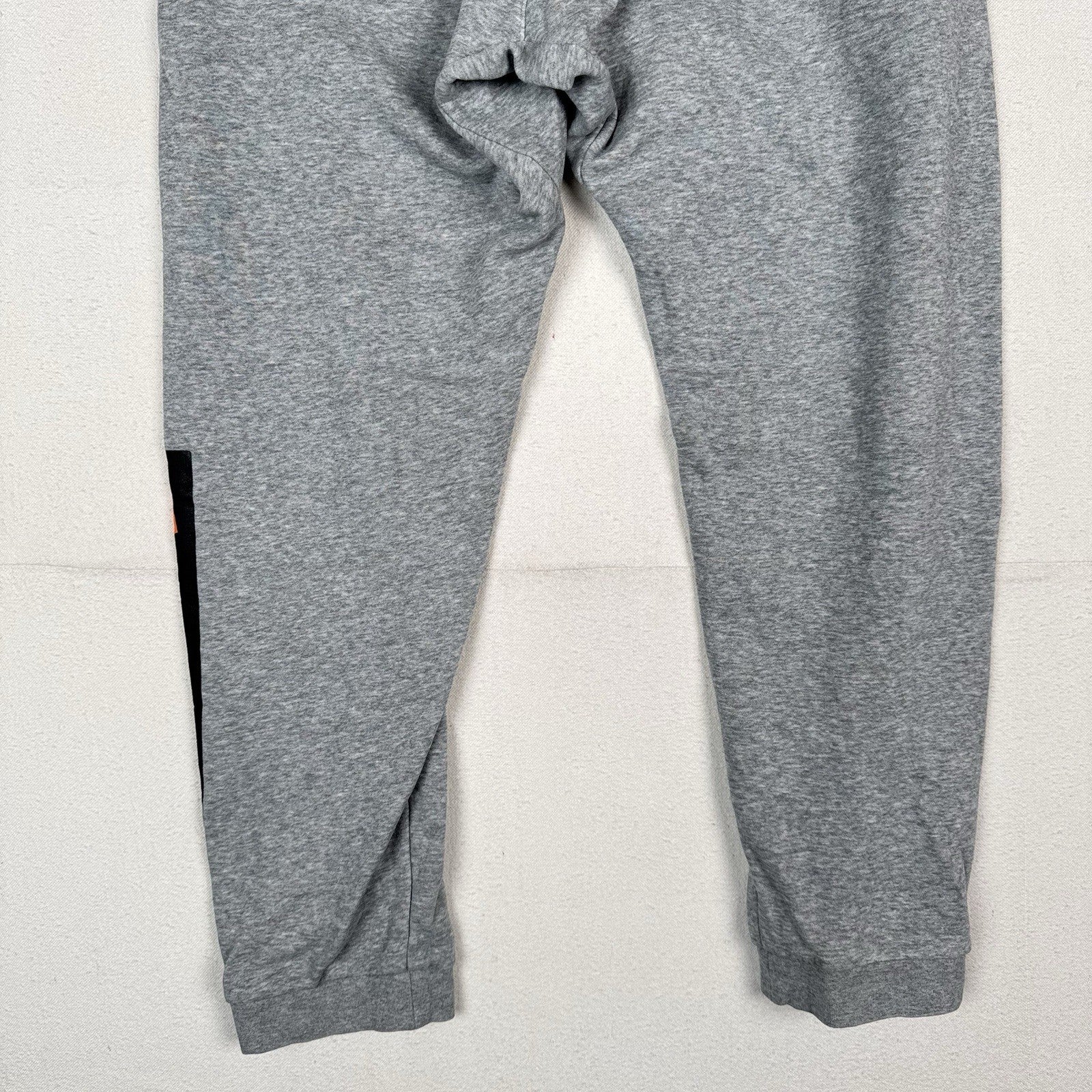 Nike Sportswear Men’s XL Just Do It Fleece Joggers Gray Spellout Sweatpants