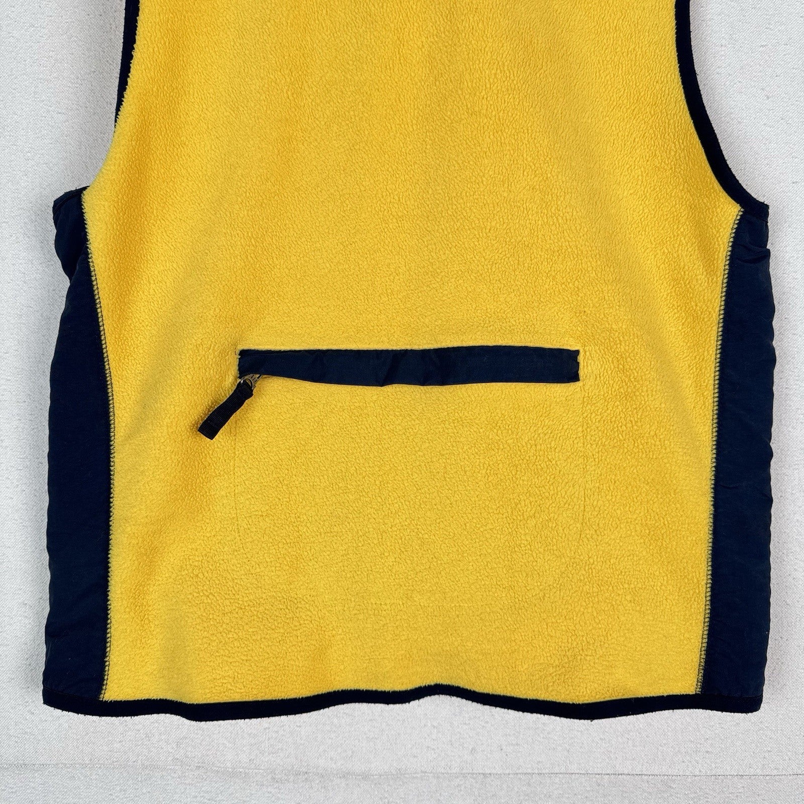 Vintage Gap Fleece Vest Jacket Men’s M Yellow Hiking Arctic 90’s