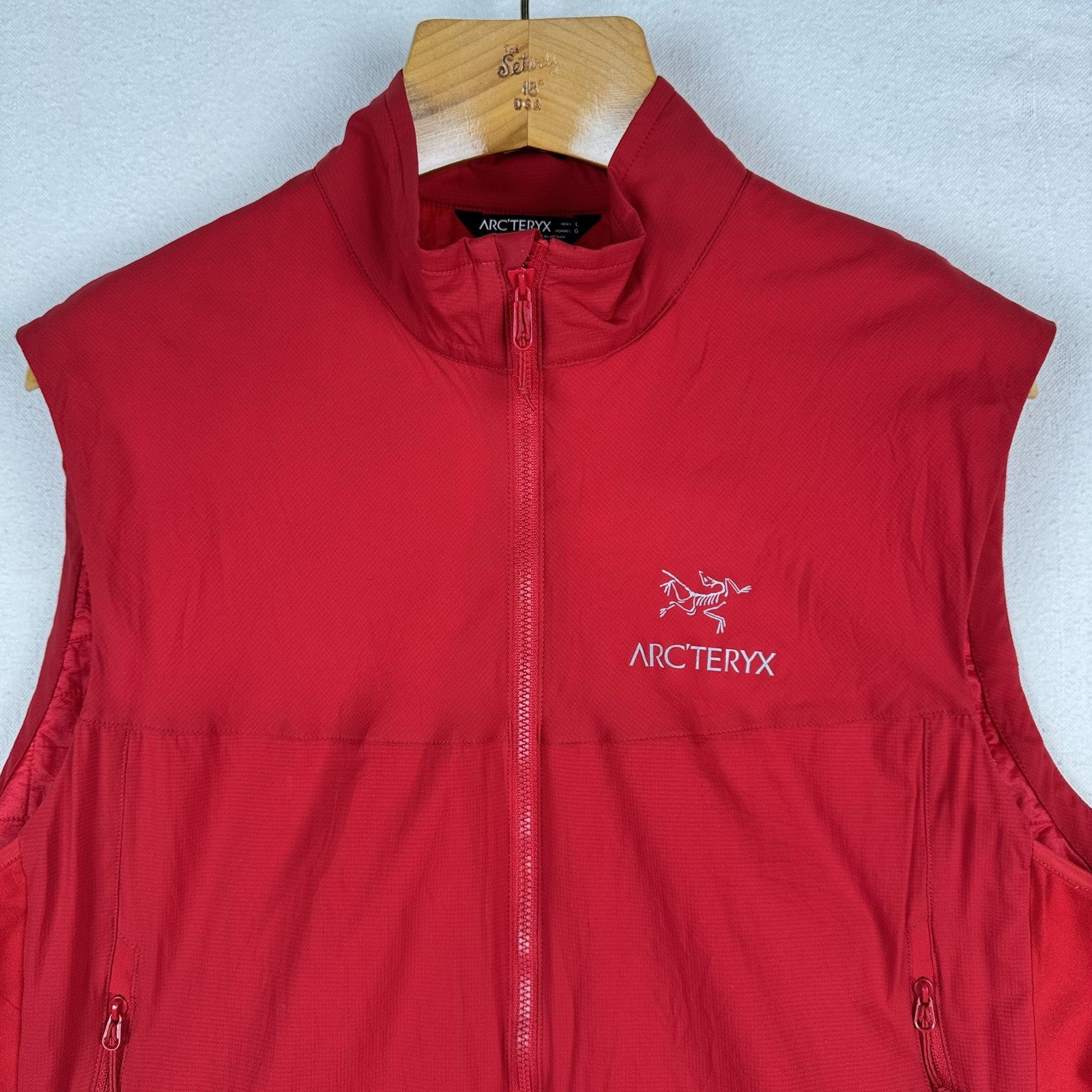 Arc’Teryx Atom LT Vest Men’s Large Red Hiking Lightweight Packable *Read