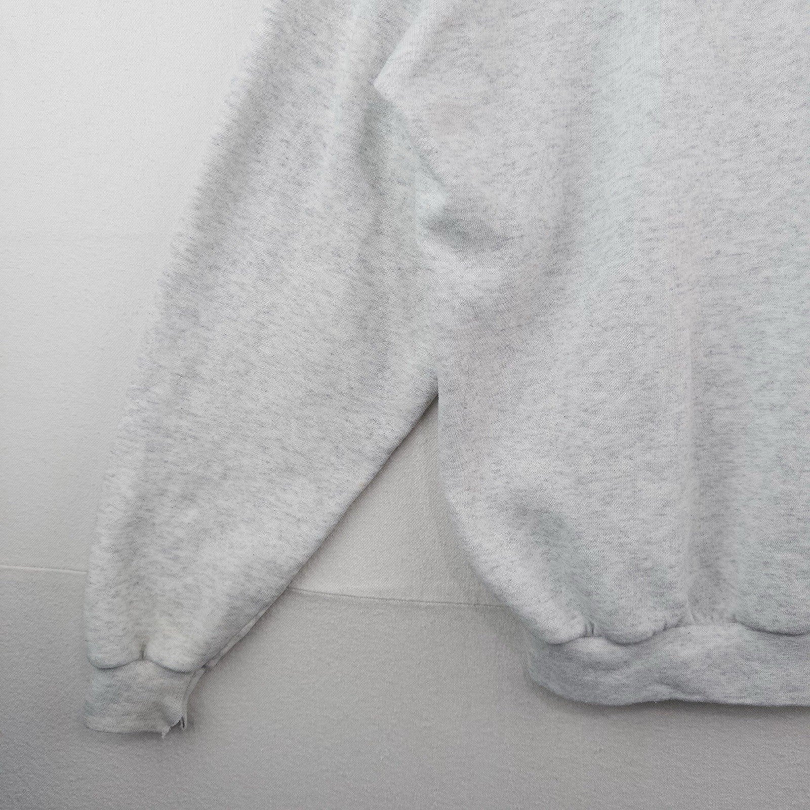 80’s Vtg USMC Military Santee Gray Print Sweatshirt Men’s XL Boxy Made in USA