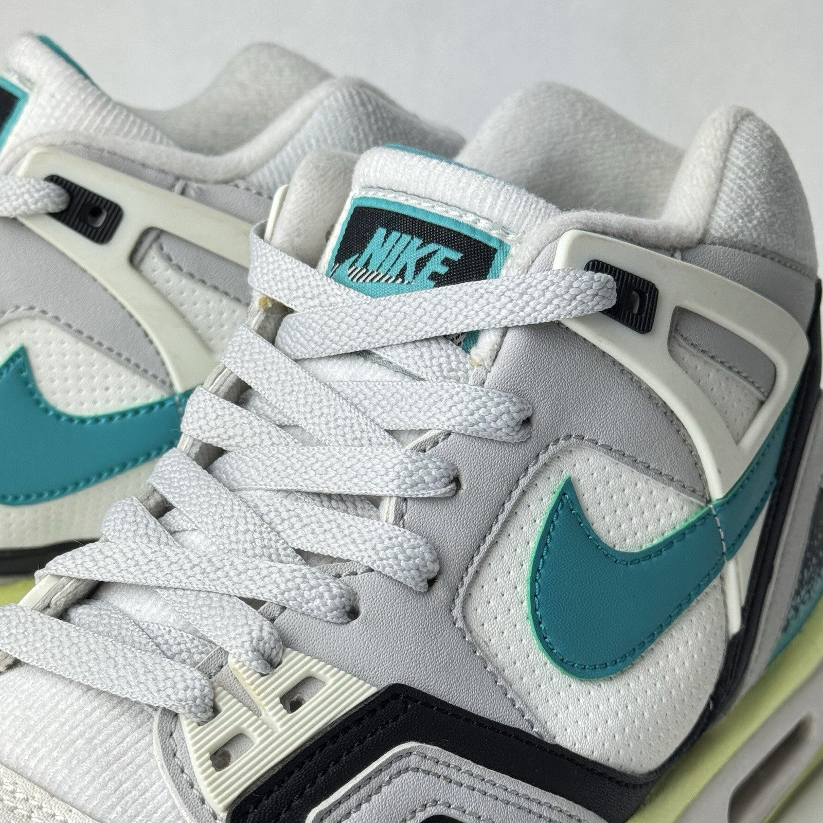 Nike Air Tech Challenge 2 Andre Agassi Turbo Green Size 9.5 2014