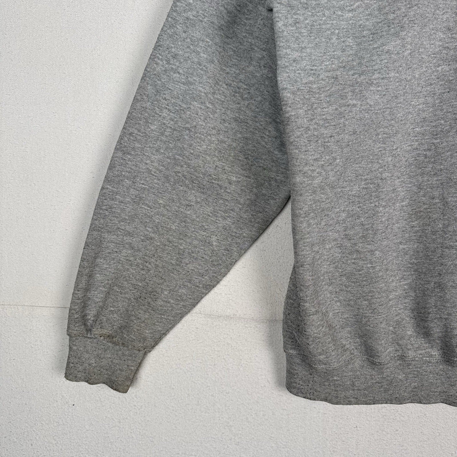 Vintage USA California Crew Sweatshirt Grey Men’s Large Made In USA *Distressed