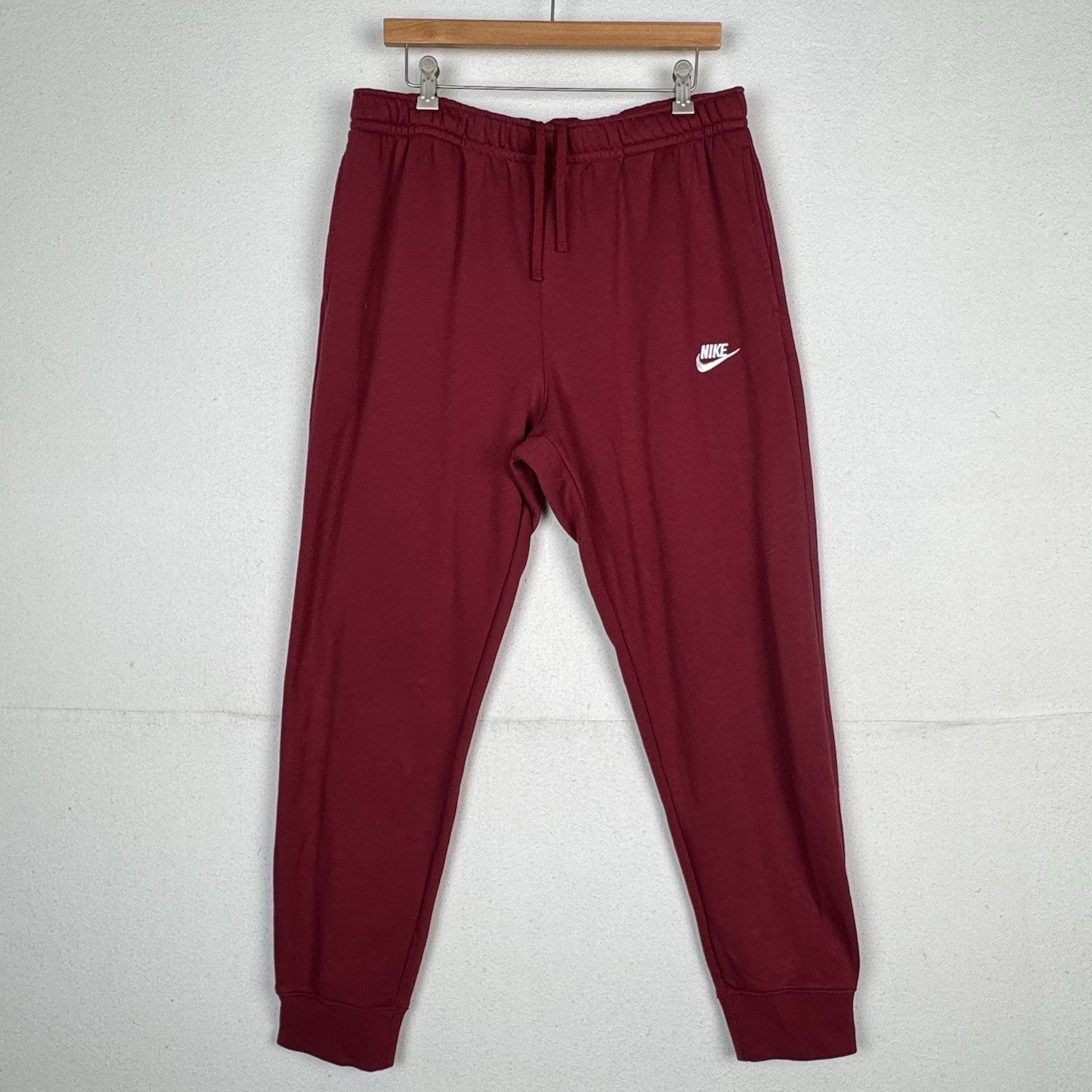Nike Sportswear Club Fleece Joggers Maroon Red Men's Size XL Sweatpants Pants