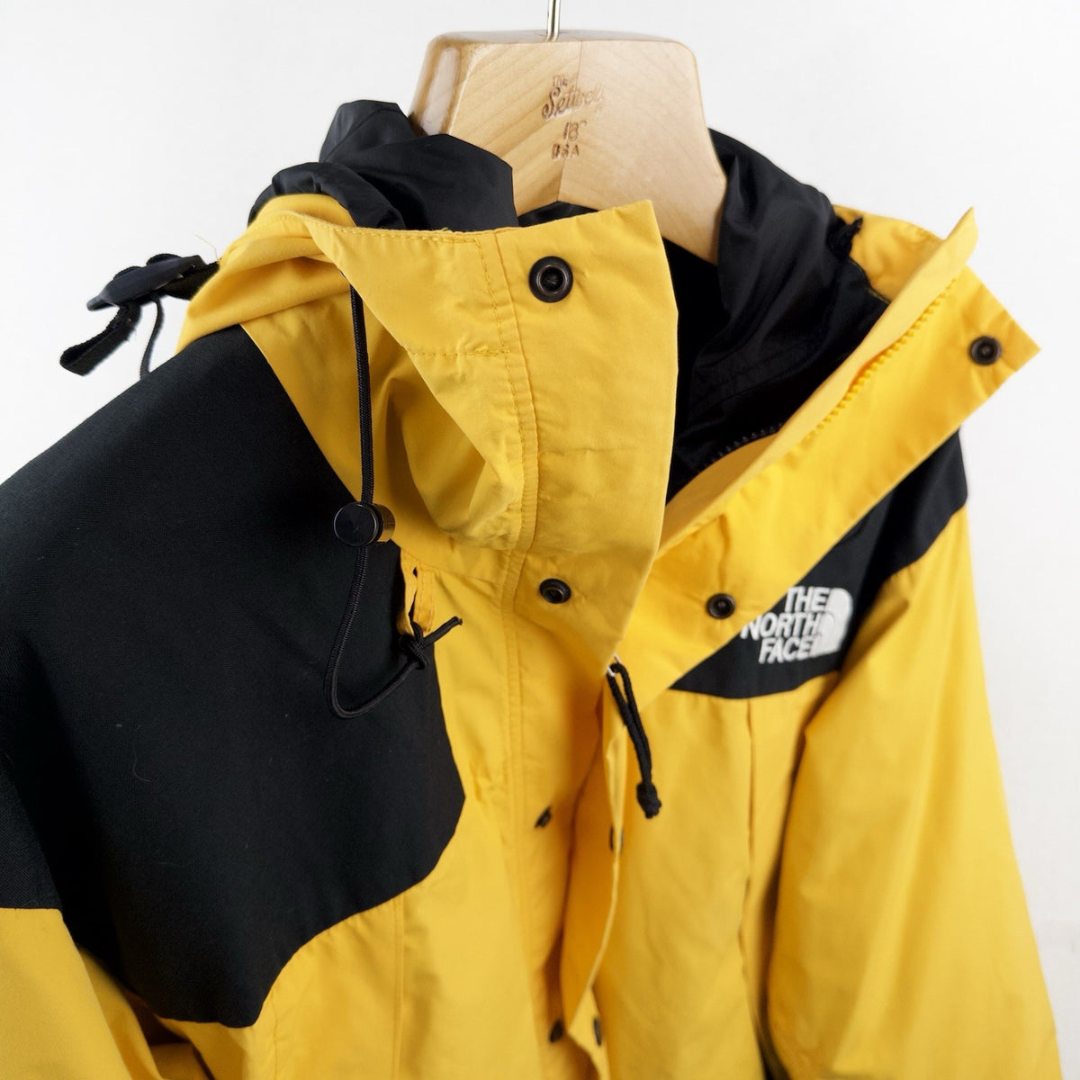 90’s Vtg North Face Mountain Jacket Men’s M Yellow Black Made in USA *Distressed