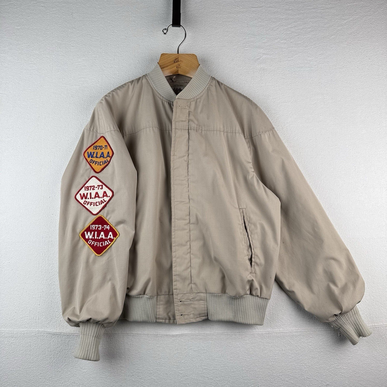 70’s Vtg Field & Stream Gordon & Ferguson Men's 44 Bomber Jacket WIAA Patches