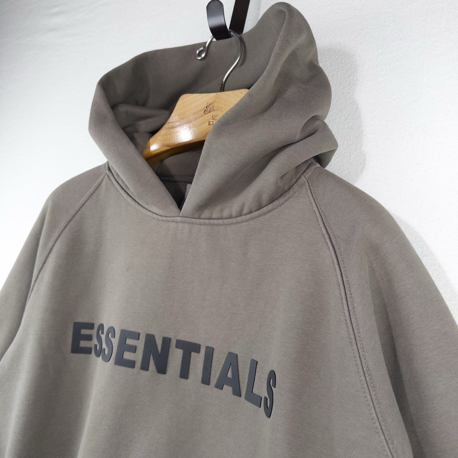 2020 Fear of God ESSENTIALS Hoodie Taupe Cement M 100% Cotton Sweatshirt FOG