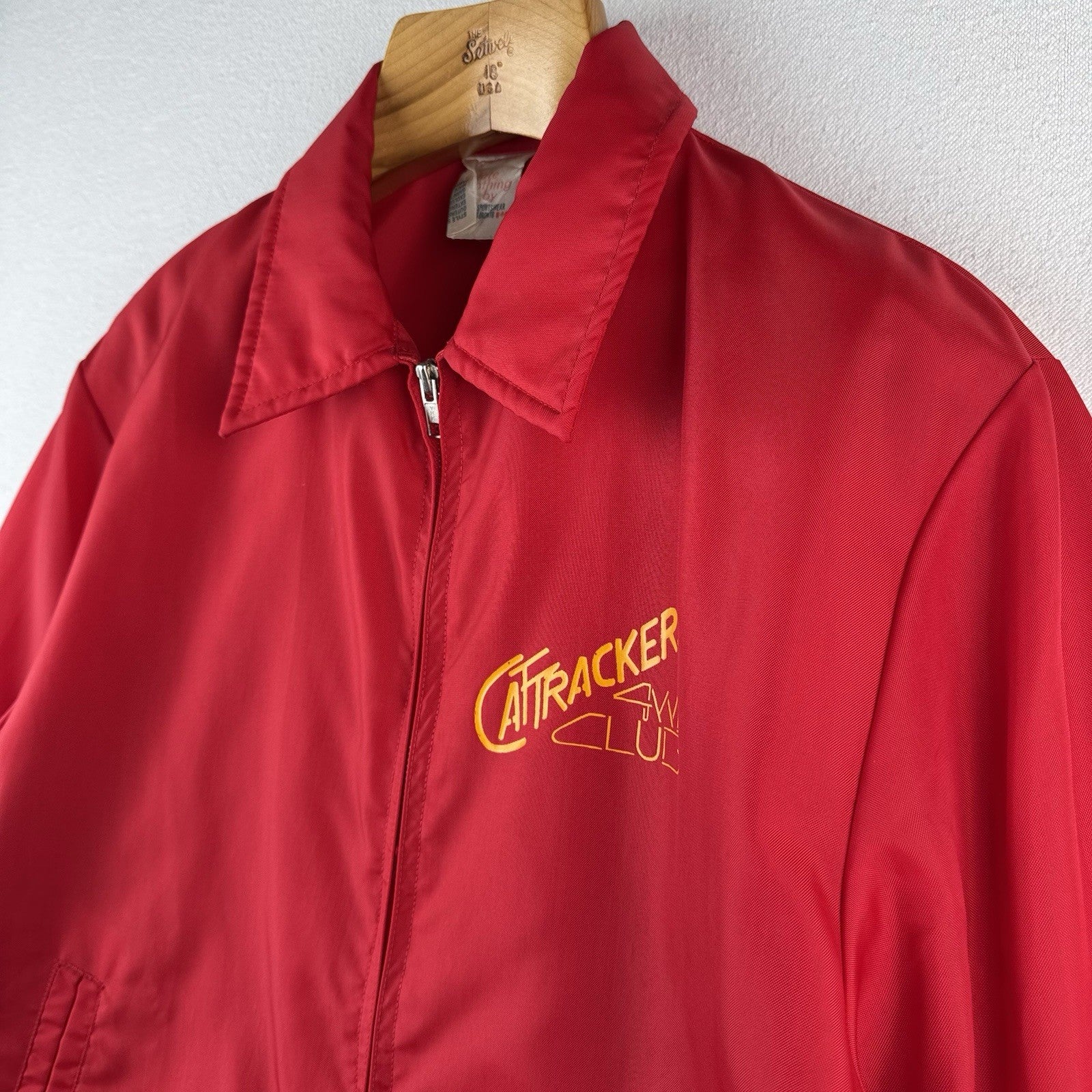 80’s Vintage CatTrackers 4WD Club Coach Light Jacket Red Men’s Large