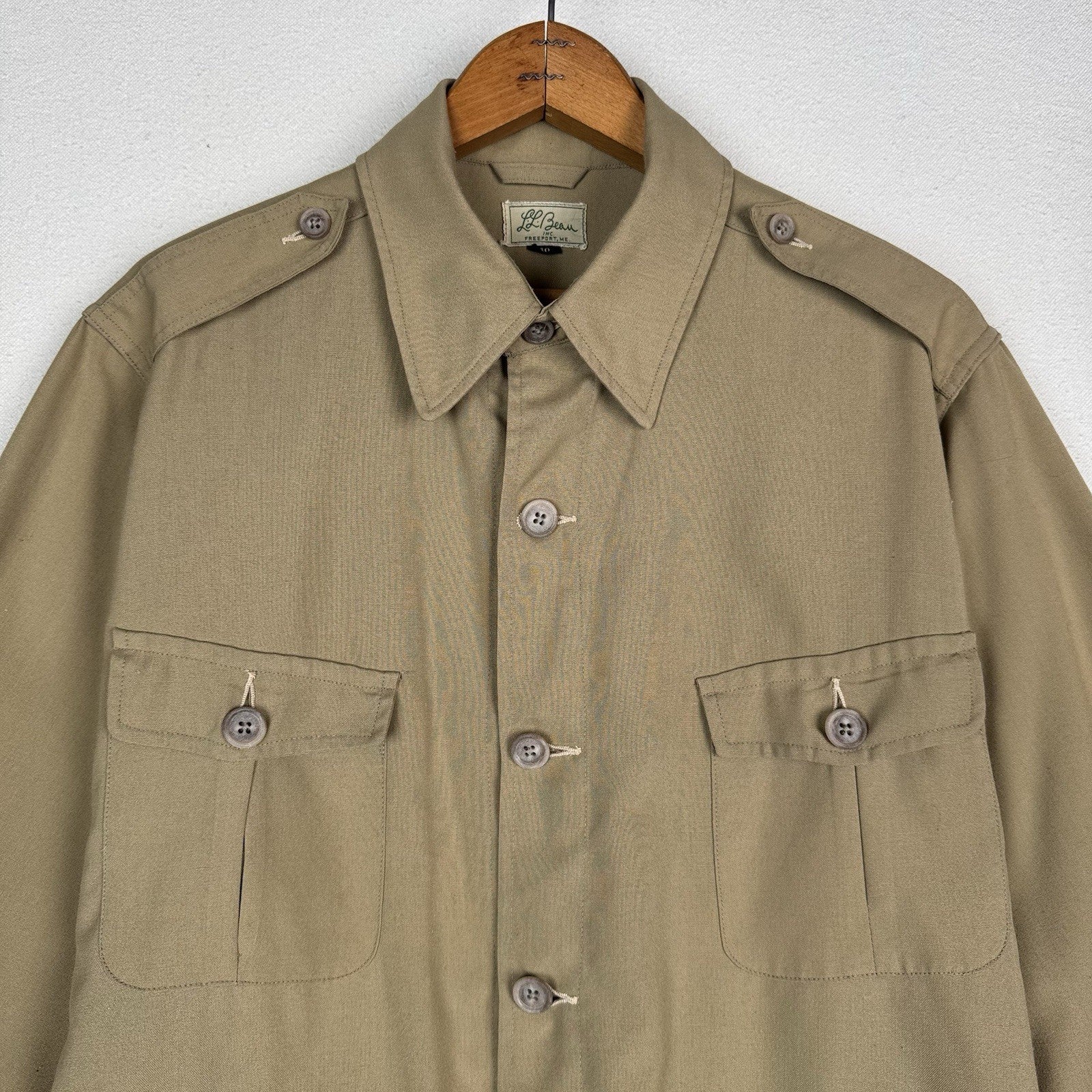 Vintage 60’s 70’s L.L. Bean Belted Khaki Safari Camp Jacket Men’s Size 40 (XL)