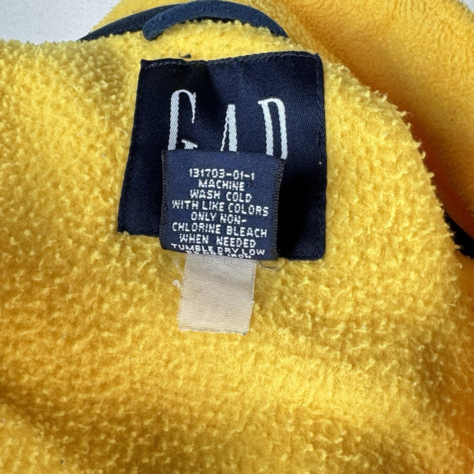 Vintage Gap Fleece Vest Jacket Men’s M Yellow Hiking Arctic 90’s