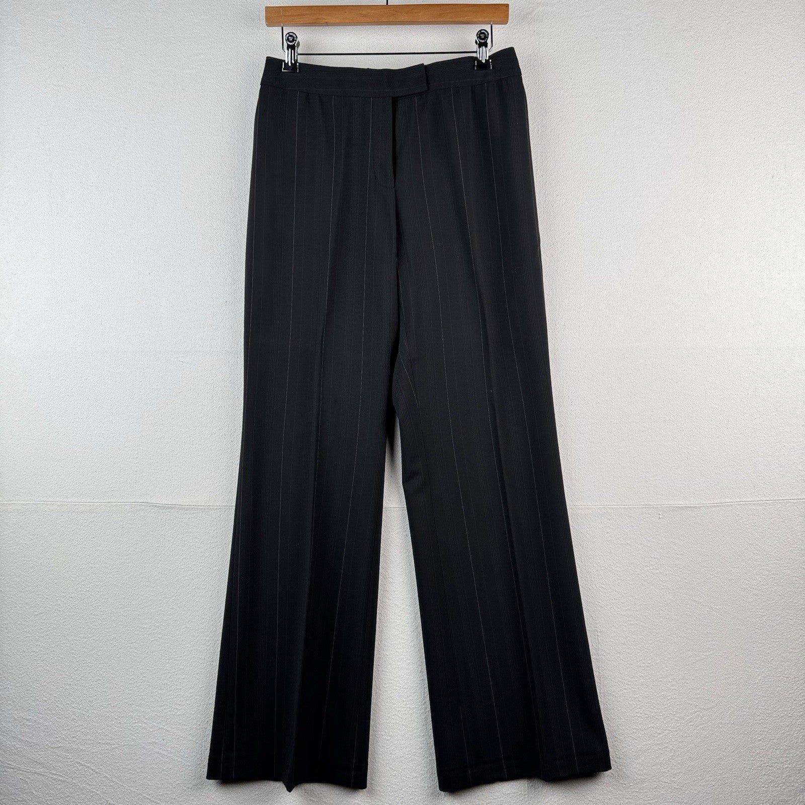 Anne Klein Women's 6 Pant Suit Two Piece Set Black Off-white Pinstripe Leg=10.5”