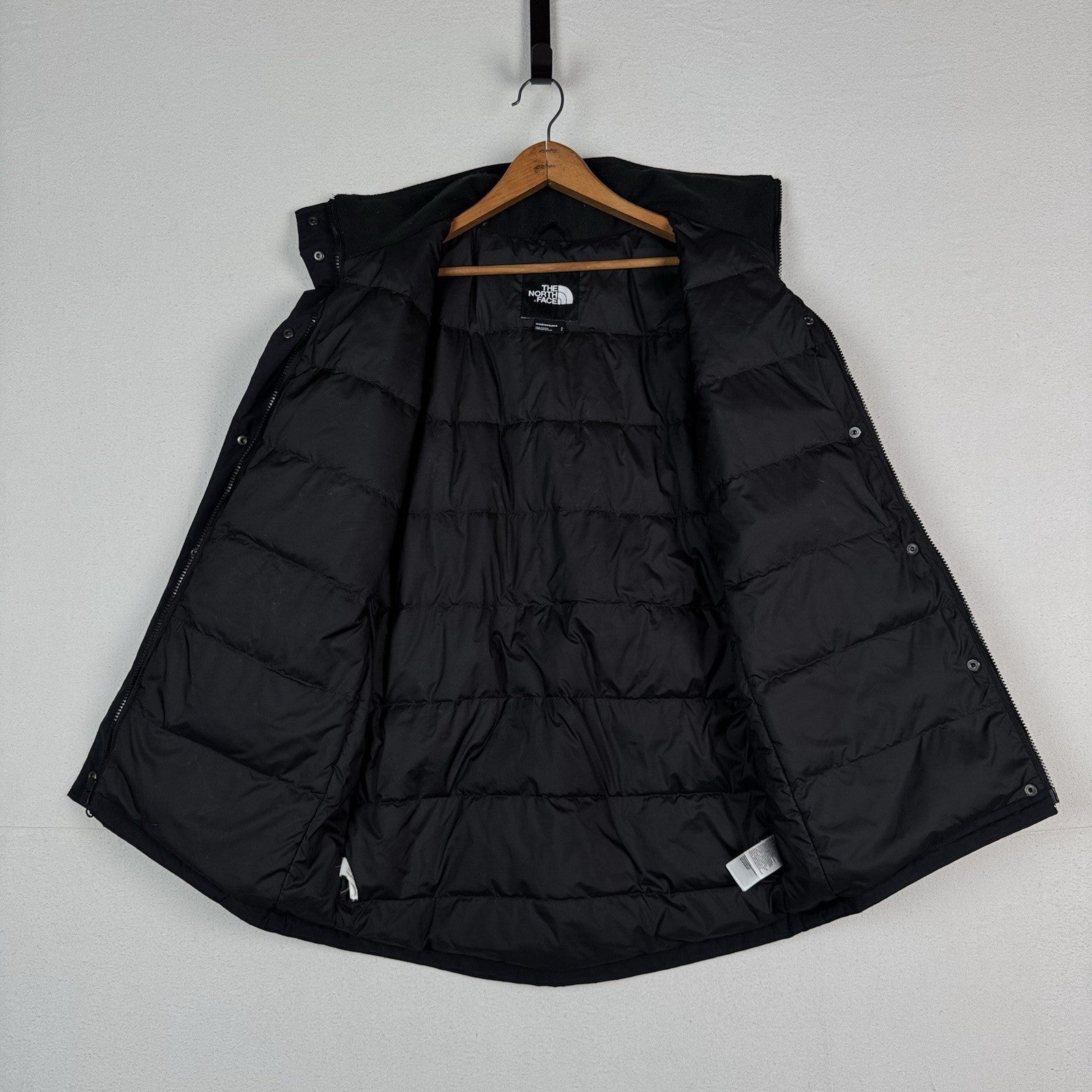 North Face Reign On 550 Women’s Medium Down Waterproof Black Jacket *No Hood