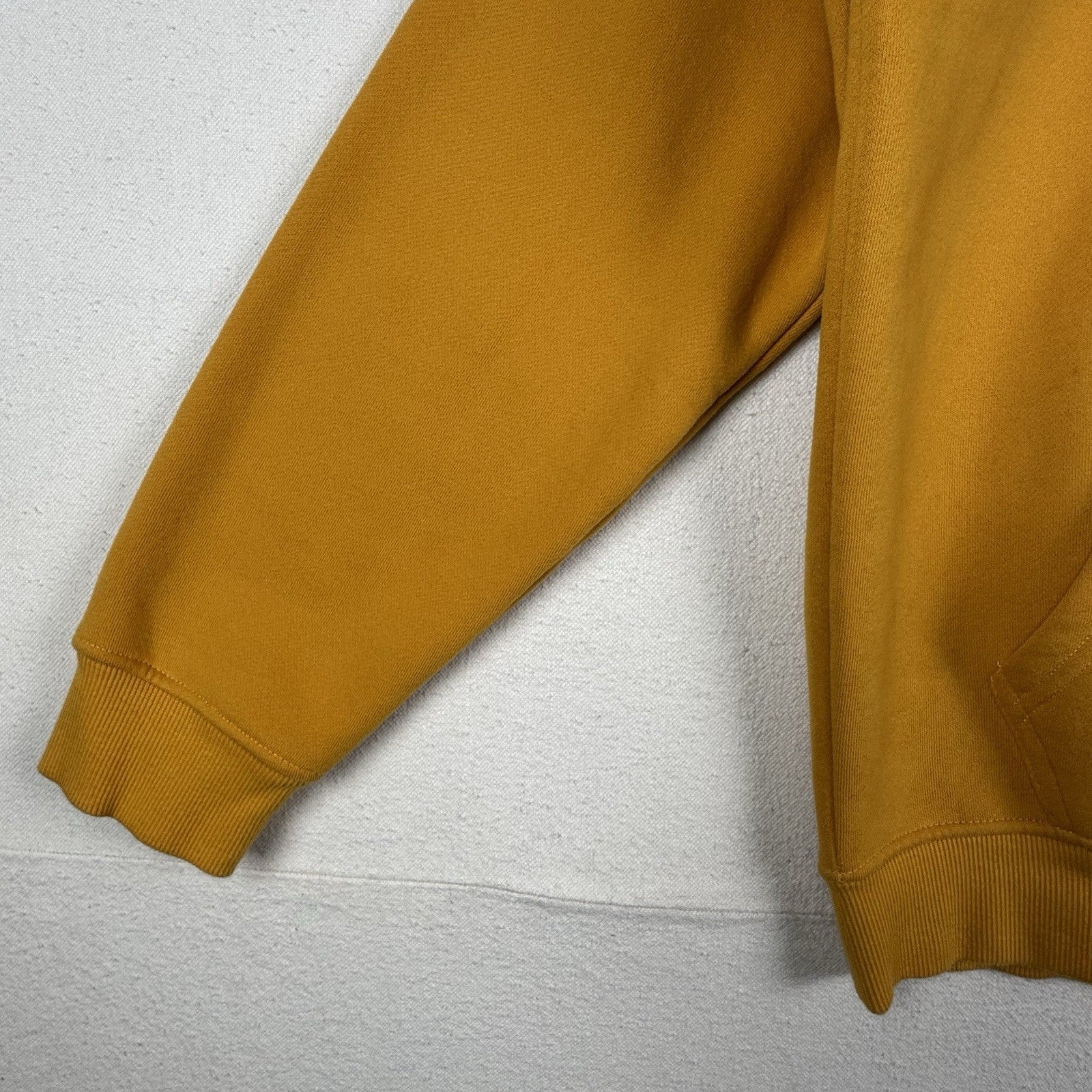 VietFive Coffee Crewneck Sweatshirt Mens Medium Yellow Cozy Soft Kangaroo Pocket