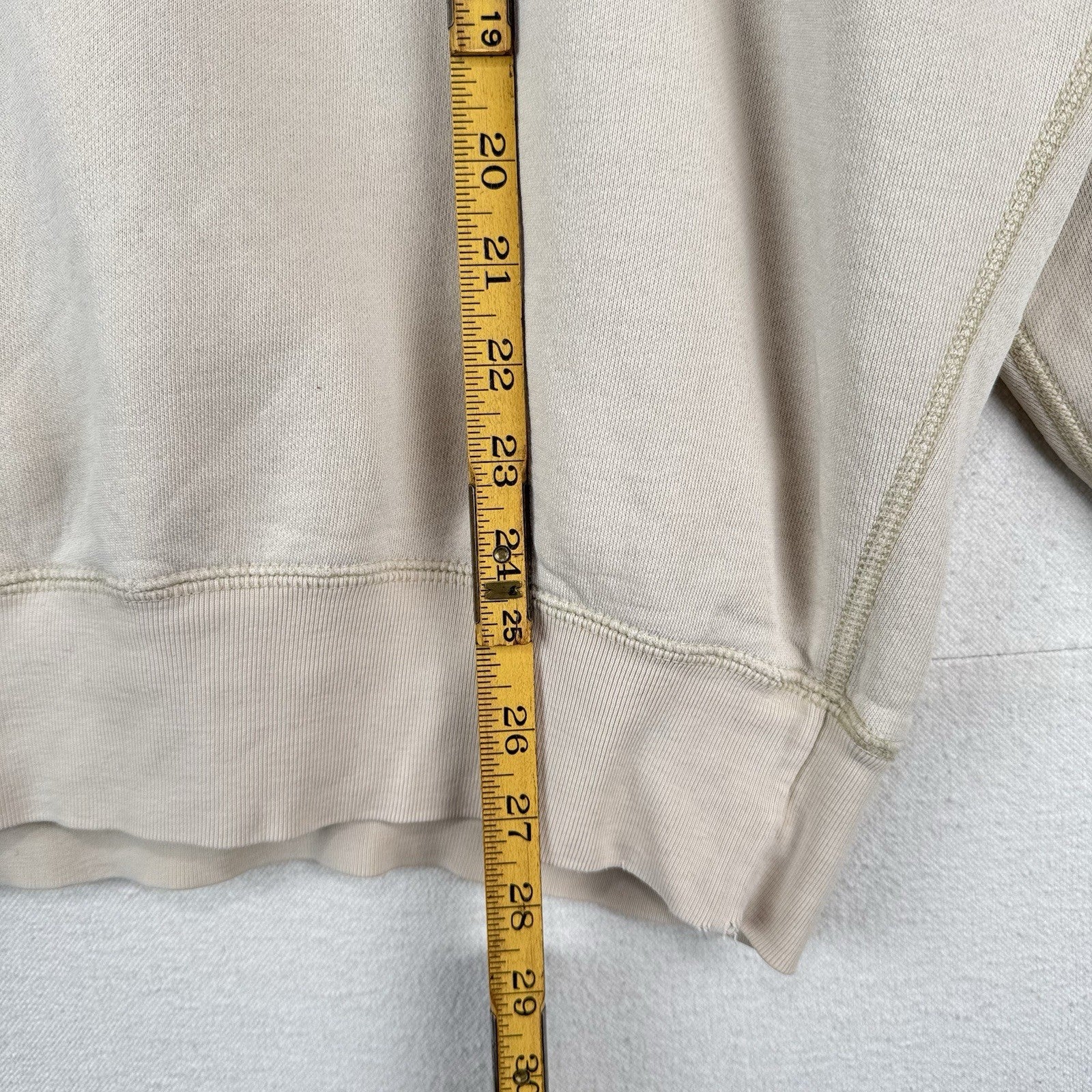 90’s Vintage Polo Ralph Lauren Men’s L Crewneck Sweatshirt Tan *Distressed