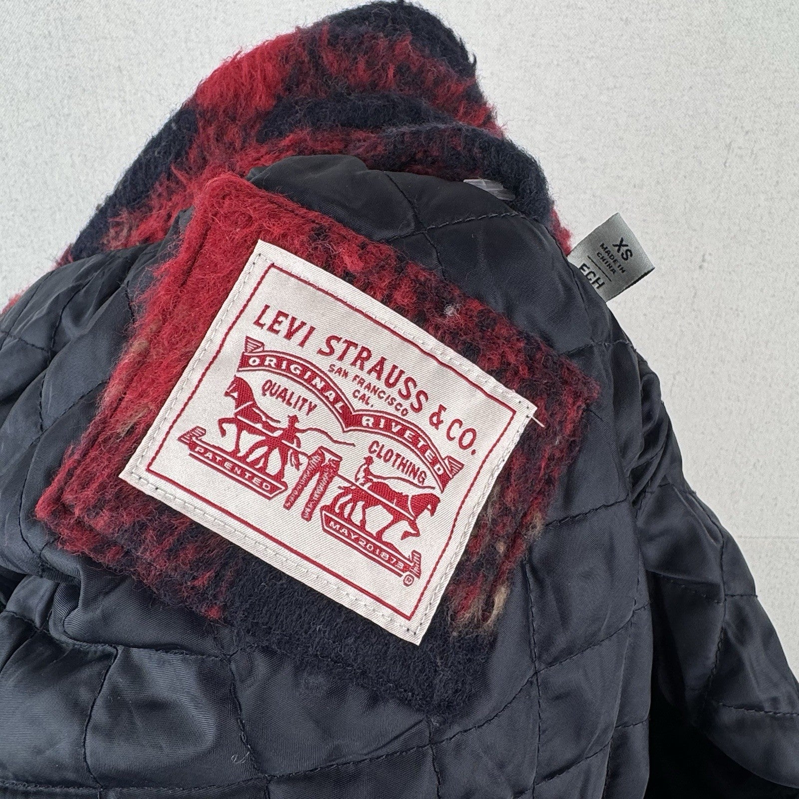 Levi’s Trucker Jacket Buffalo Plaid Zipper Button Wool Blend Red Women’s XS