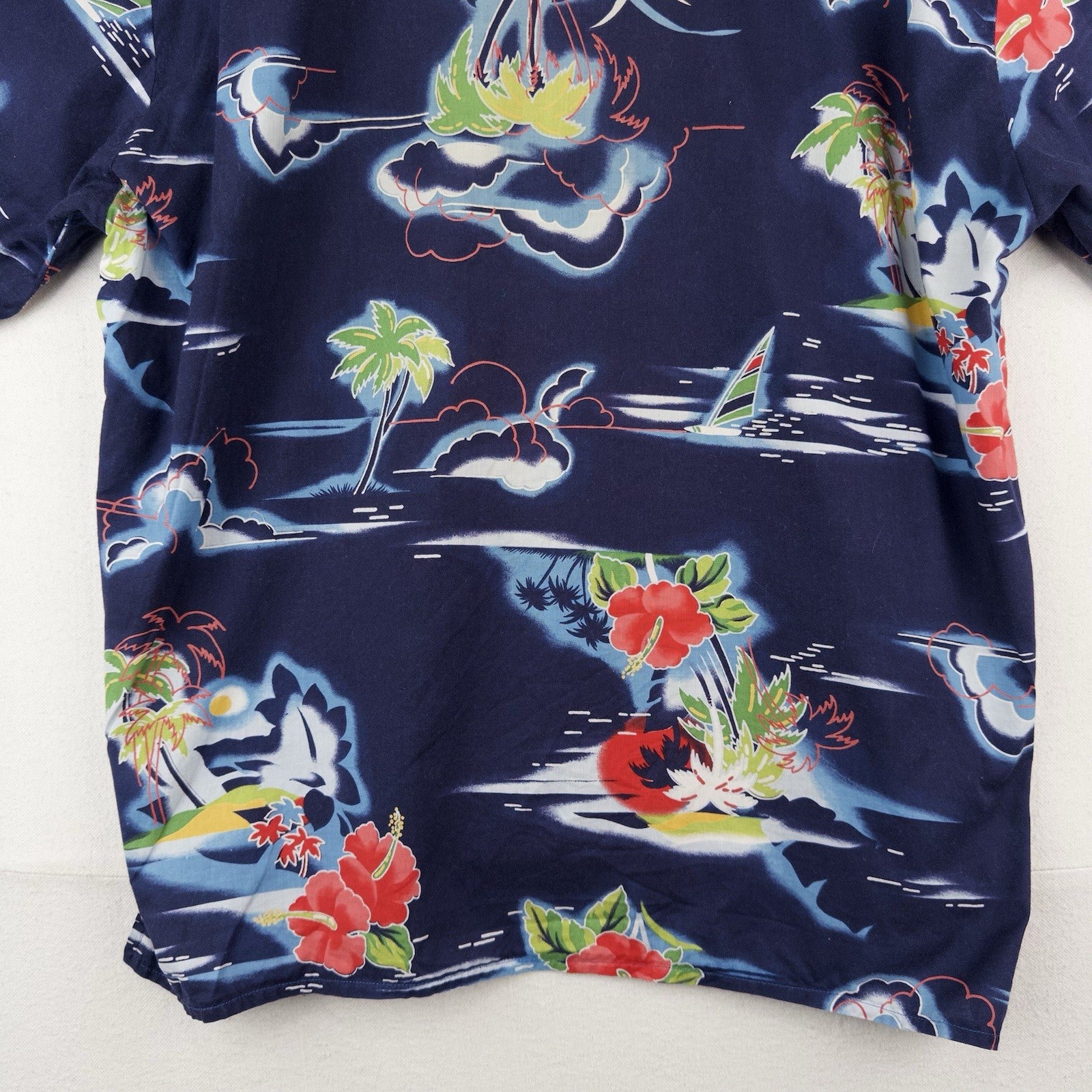 Hawaiian Aloha Large Shirt  Palm Trees Hibiscus Clouds Ocean Sailboat Tropical L