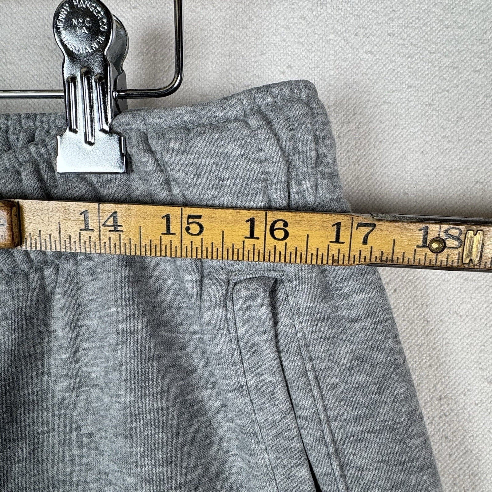 Nike Sportswear Men’s XL Just Do It Fleece Joggers Gray Spellout Sweatpants