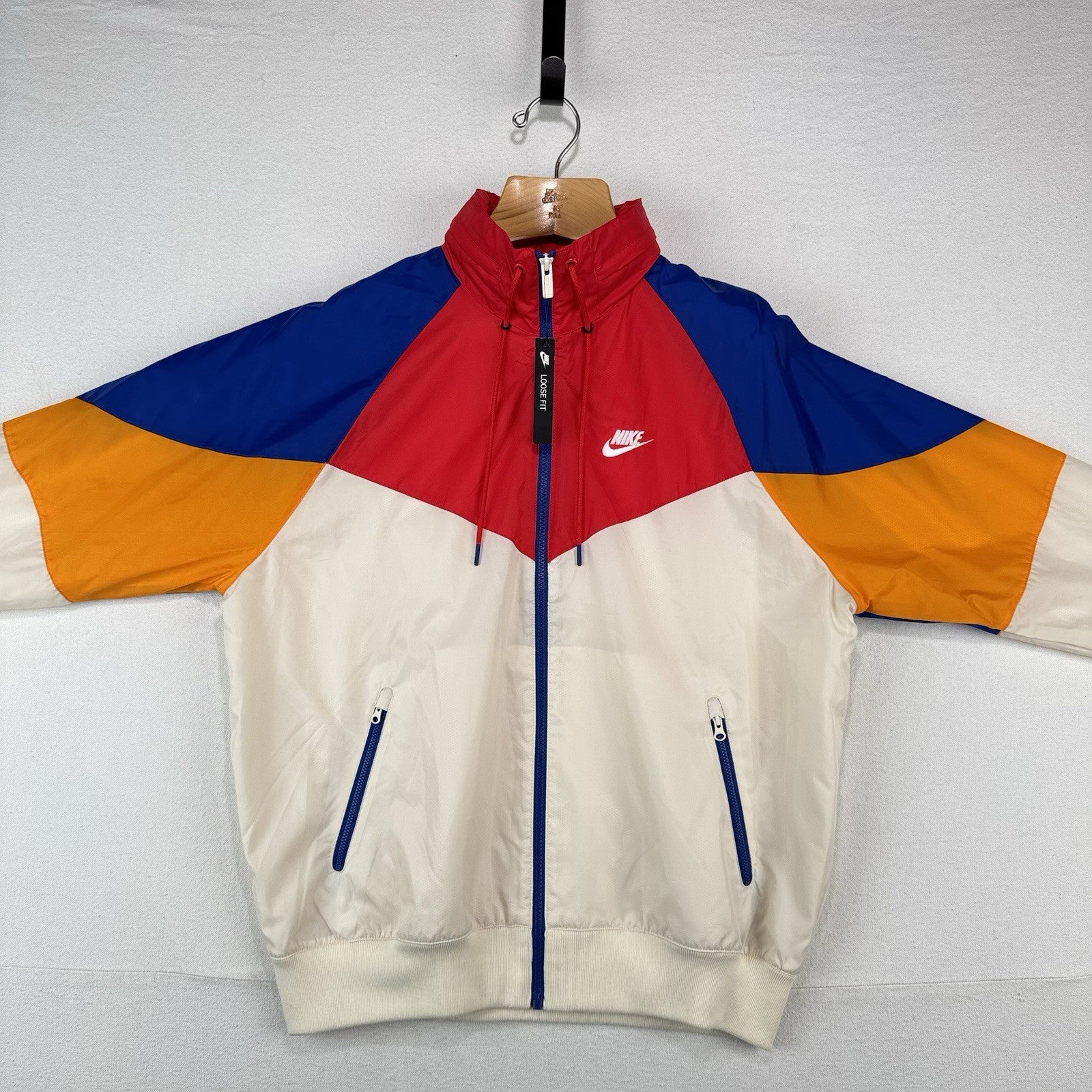 NWT Nike Sportswear Windrunner Windbreaker Track Jacket Men’s M Cream Blue Red