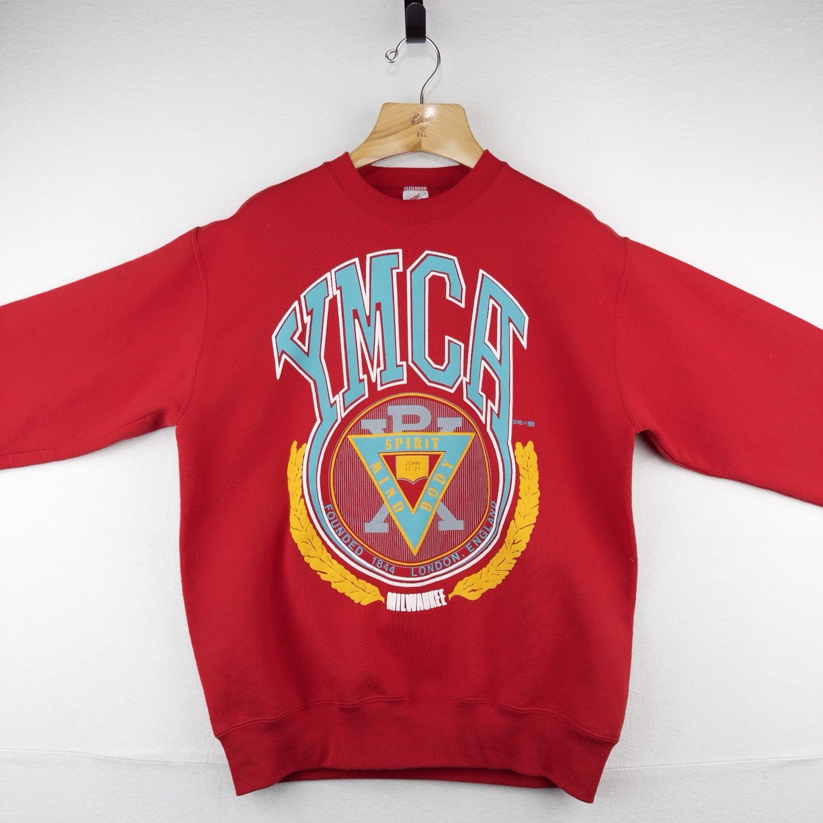 80's Vtg YMCA Milwaukee Men's L Red Crewneck Sweatshirt Made In USA