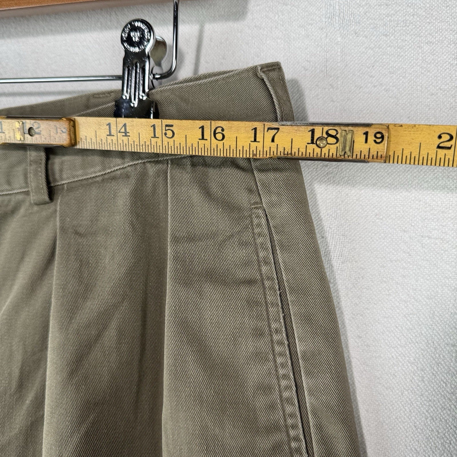 90’s Vintage Polo Ralph Lauren Men’s 34x8 Tyler Shorts Khaki Pleated Chino *Read