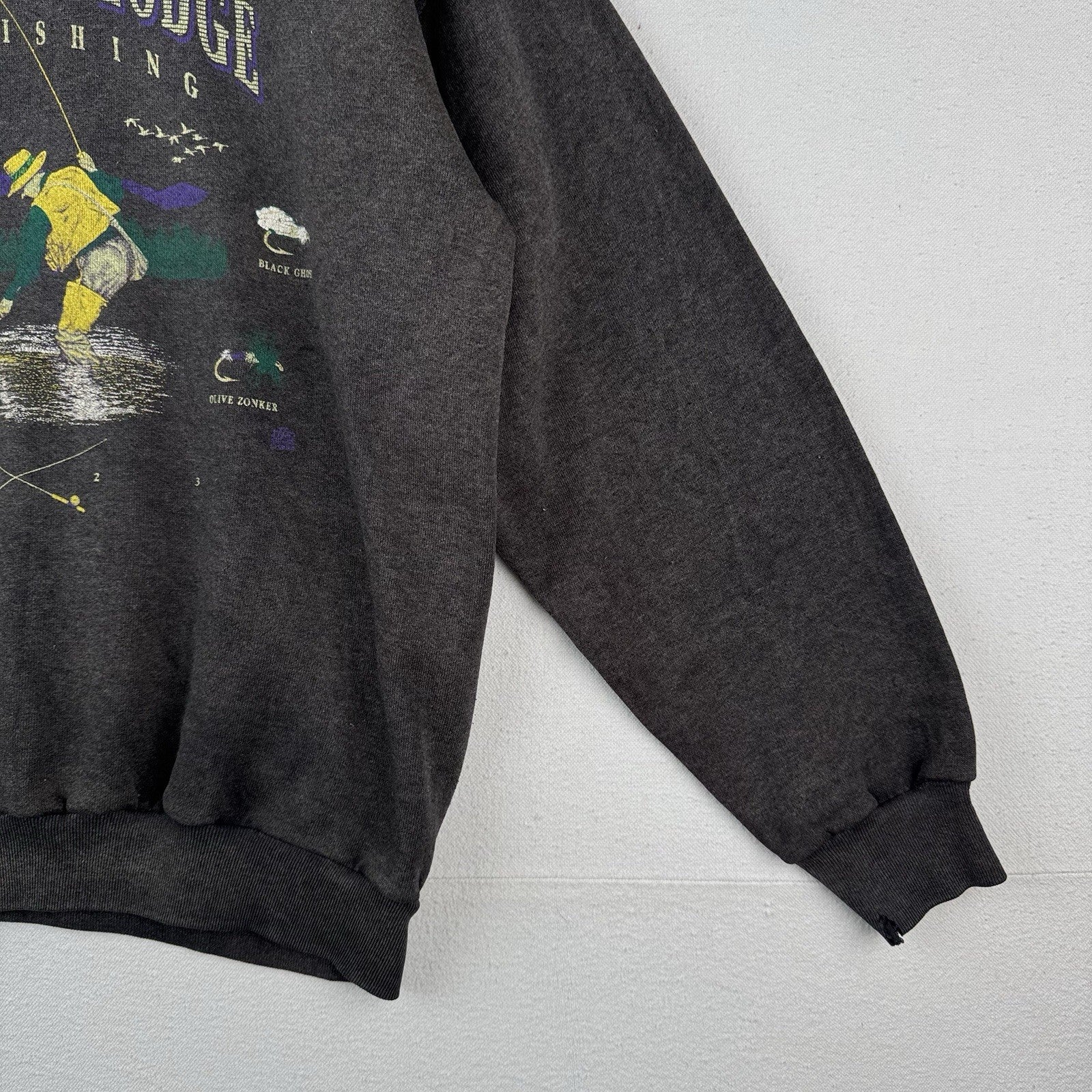 90’s Vtg Lost River Lodge Fly Fishing Crewneck Sweatshirt Men’s M Sun-faded USA