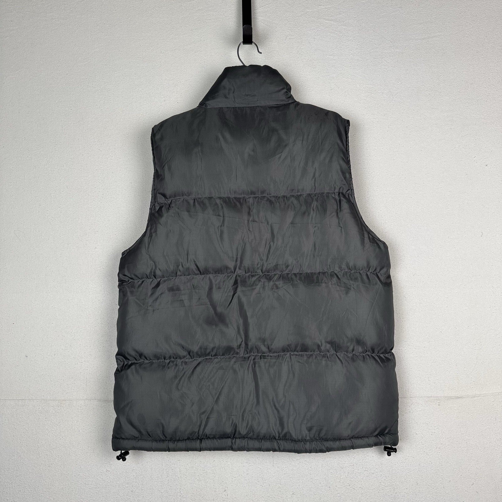 Avirex Puffer Vest Mens Medium M Gray Full Zip Stowaway Hood *Small Hole