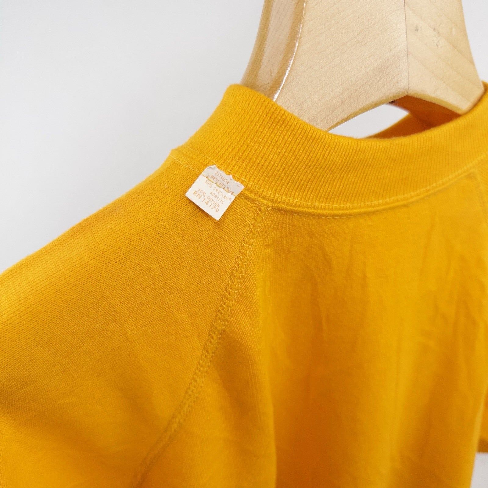 60’s Vtg Short Sleeve Yellow Raglan Mens S Sweatshirt RN14179 Creslan/Cotton USA
