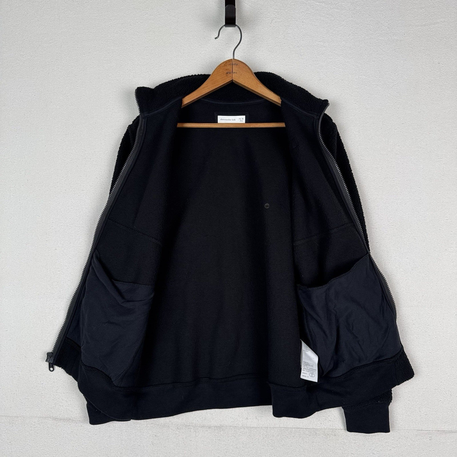Abercrombie & Fitch Sweatshirt Teddy Youth Size 15/16 Fleece Jacket Black Zip