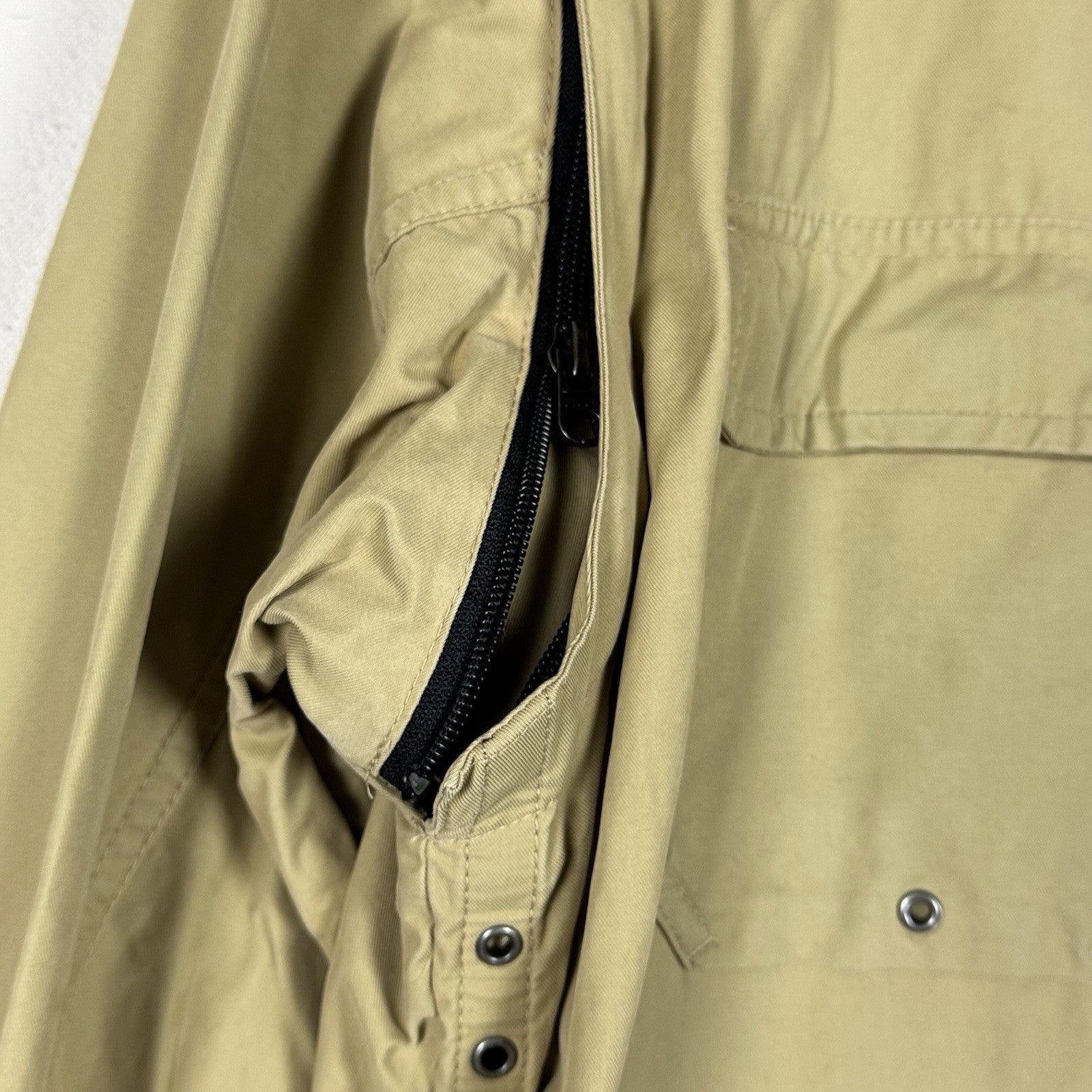 Hunting Camping Safari Men’s XL Convertible Guide Jacket Vest Khaki Waterproof