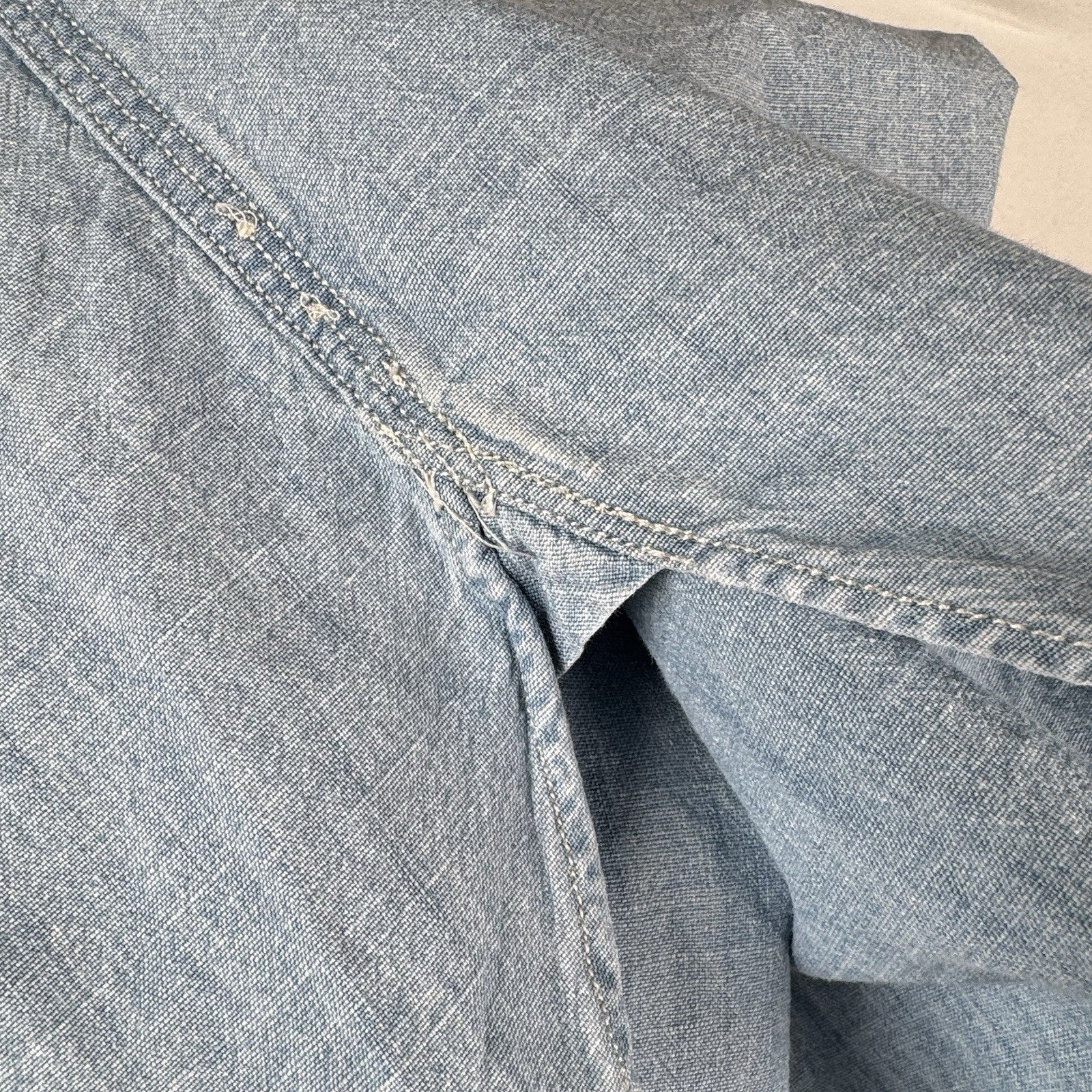 90s Polo Ralph Lauren Men’s Large Chambray Denim Shirt Blue Yacht Club RLYC Flag